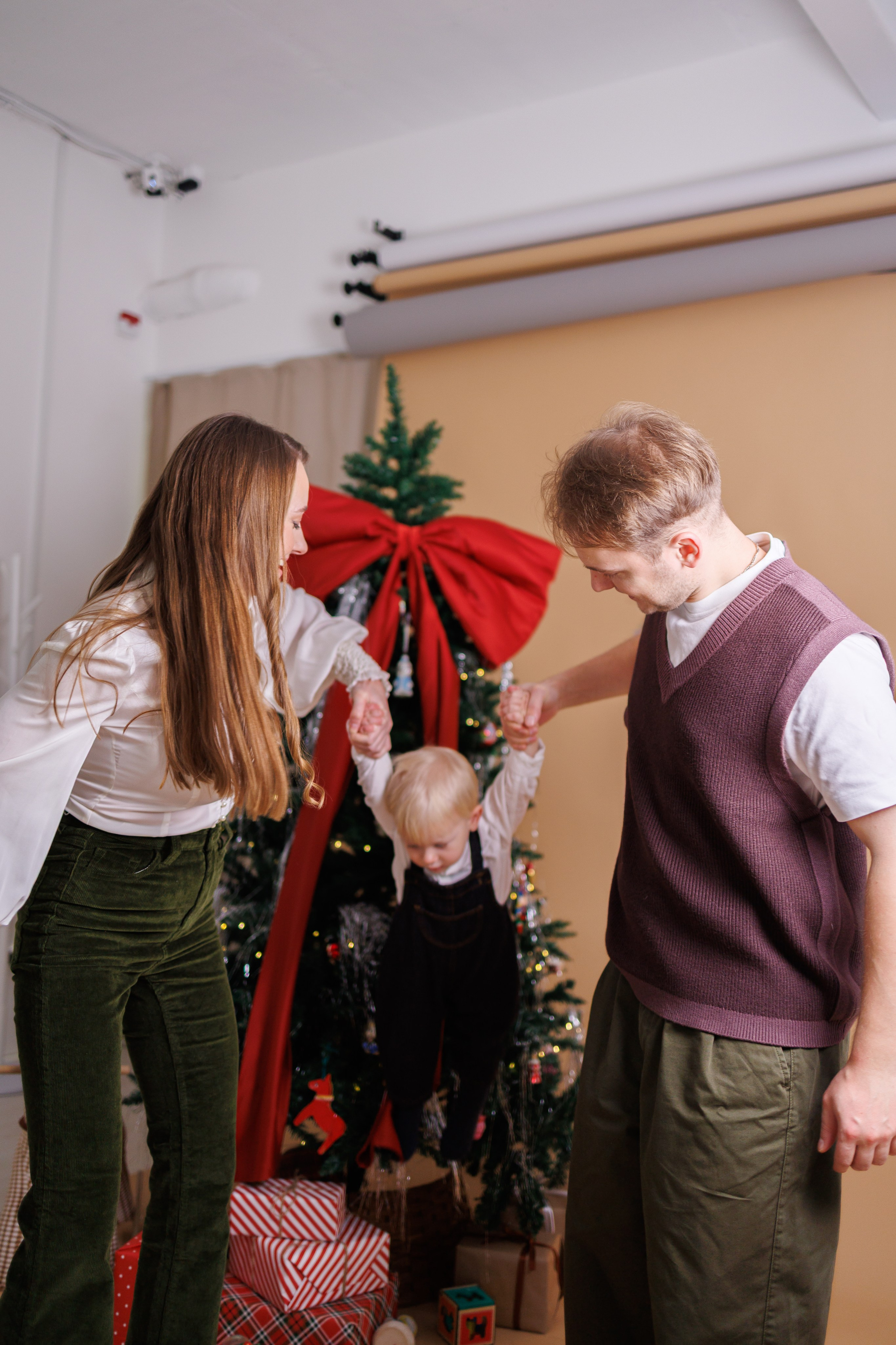 НГ ФОТОДЕНЬ. Семейный и детский фотограф в Королёве Шарутина Лидия
