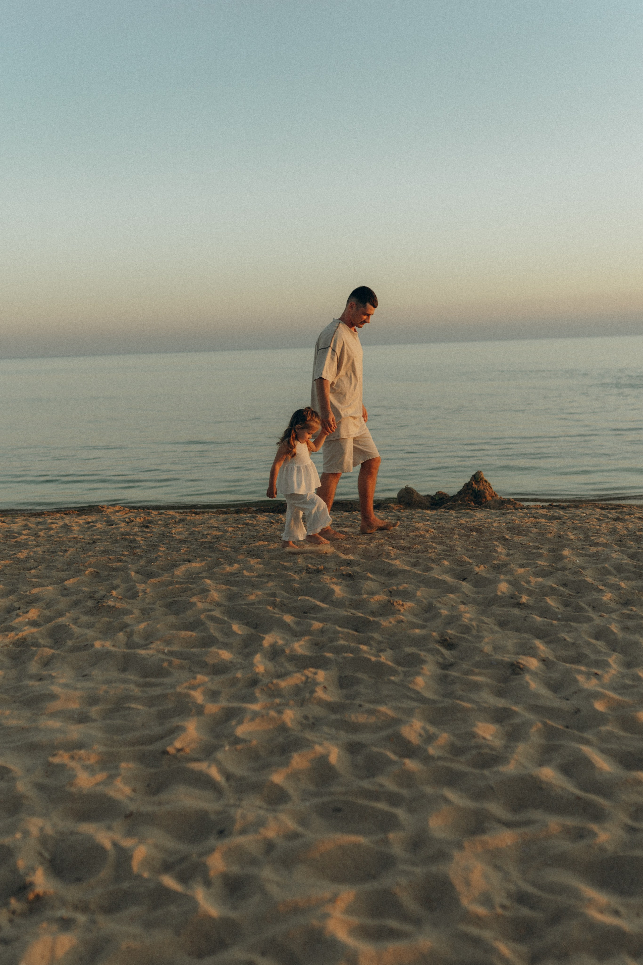 Приключения Аделины на море. Семейный lifestyle фотограф в Москве Рената Рафикова