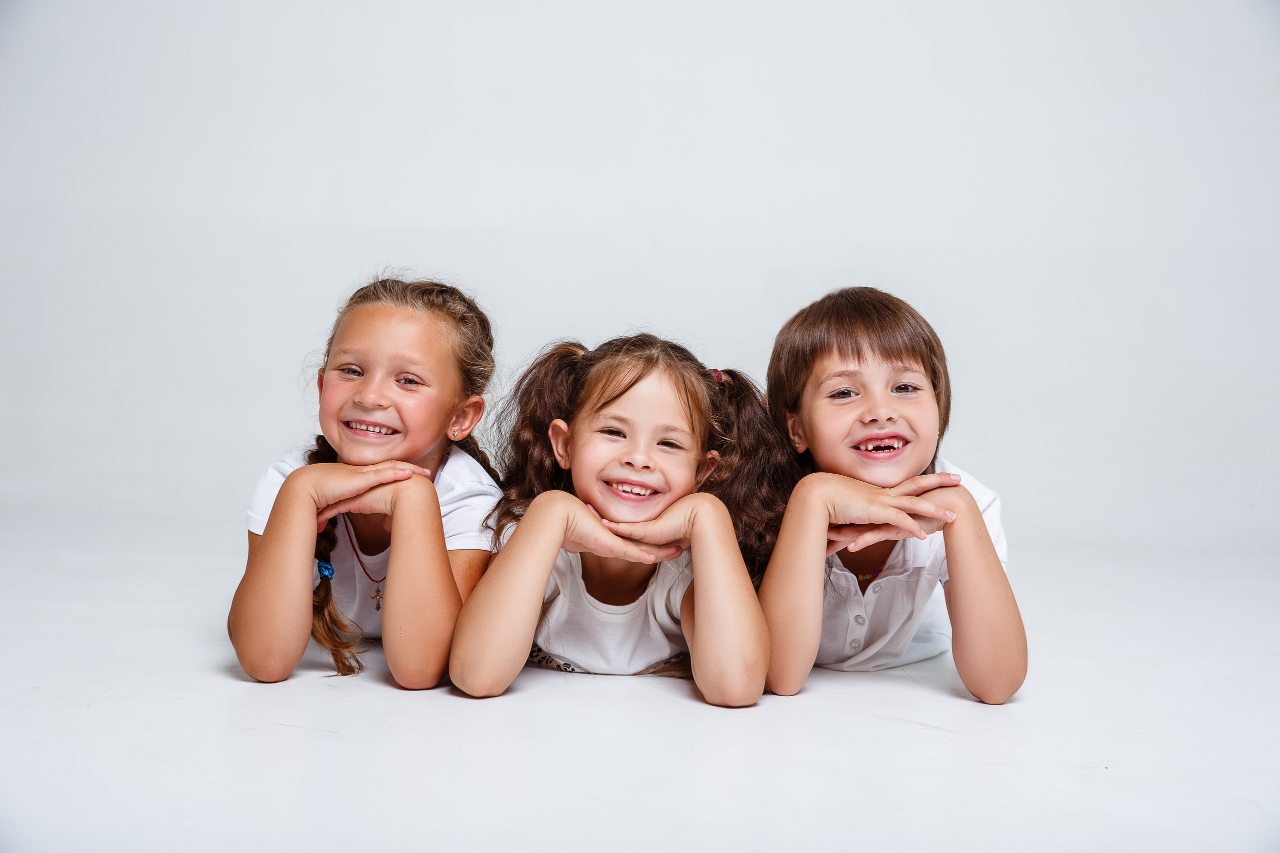 Детские сады. Выпускные школьные фото­альбомы для школ и детских садов в Волгограде и Волжском