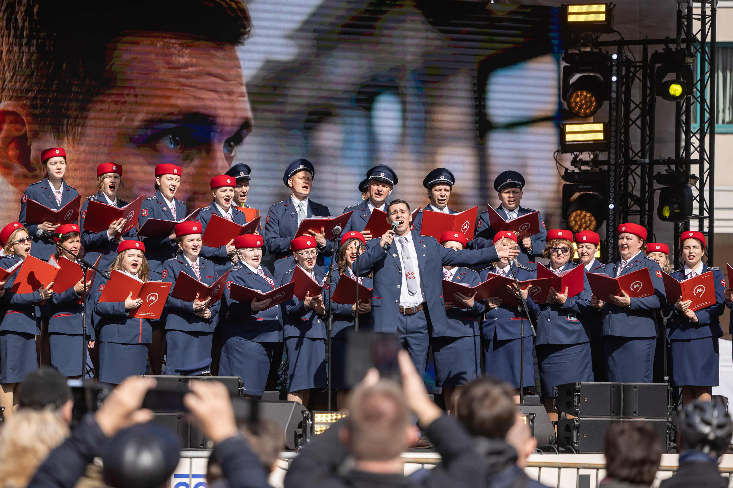 Парад трамваев 4 апреля в Москве. Фотограф Владимир Охрименко