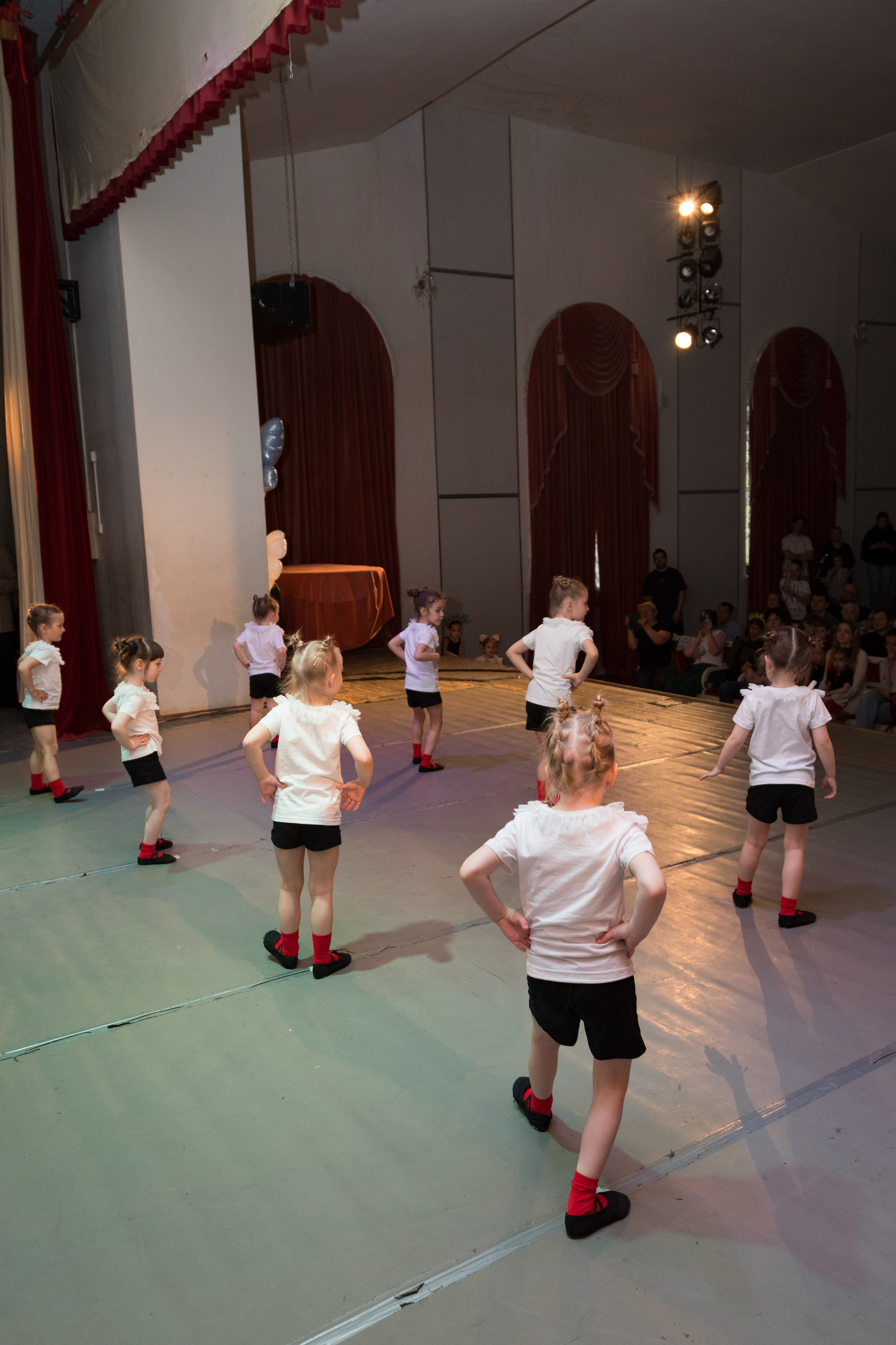 Большой концерт маленьких танцоров. Детский и контент фотограф Надя Волкова Санкт-Петербург