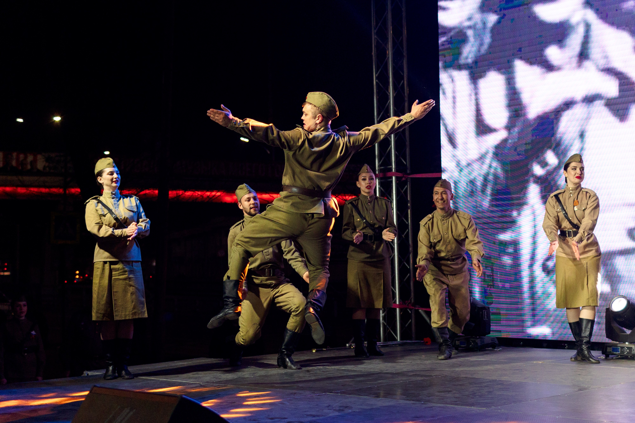 Концерт приуроченный к празднованию 80 лет победл. Свадебный и семейный фотограф в Улан-Удэ