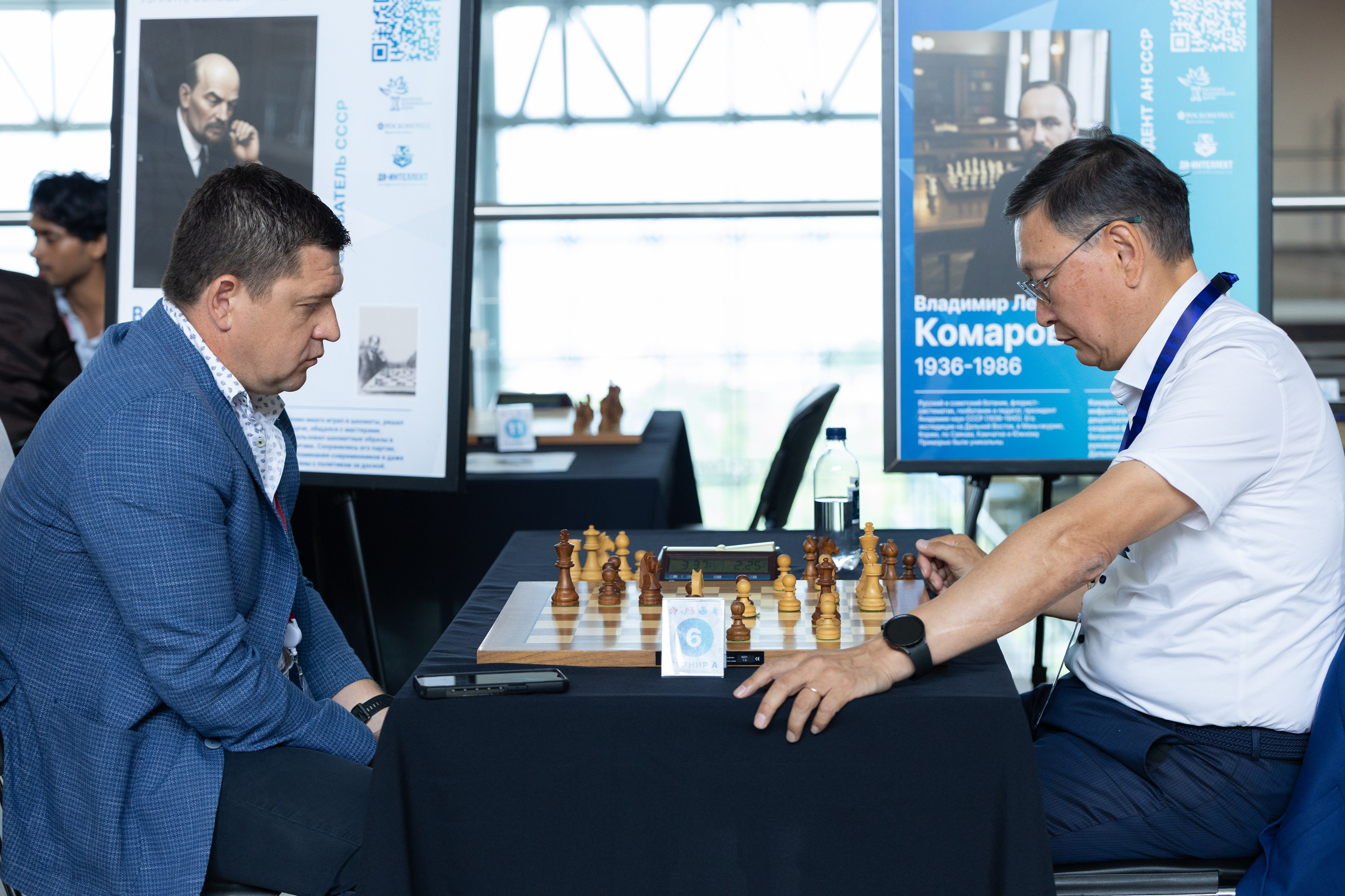 ВЭФ 2025. Олег Катакинов| Репортажный фотограф в городе у моря (Владивосток)