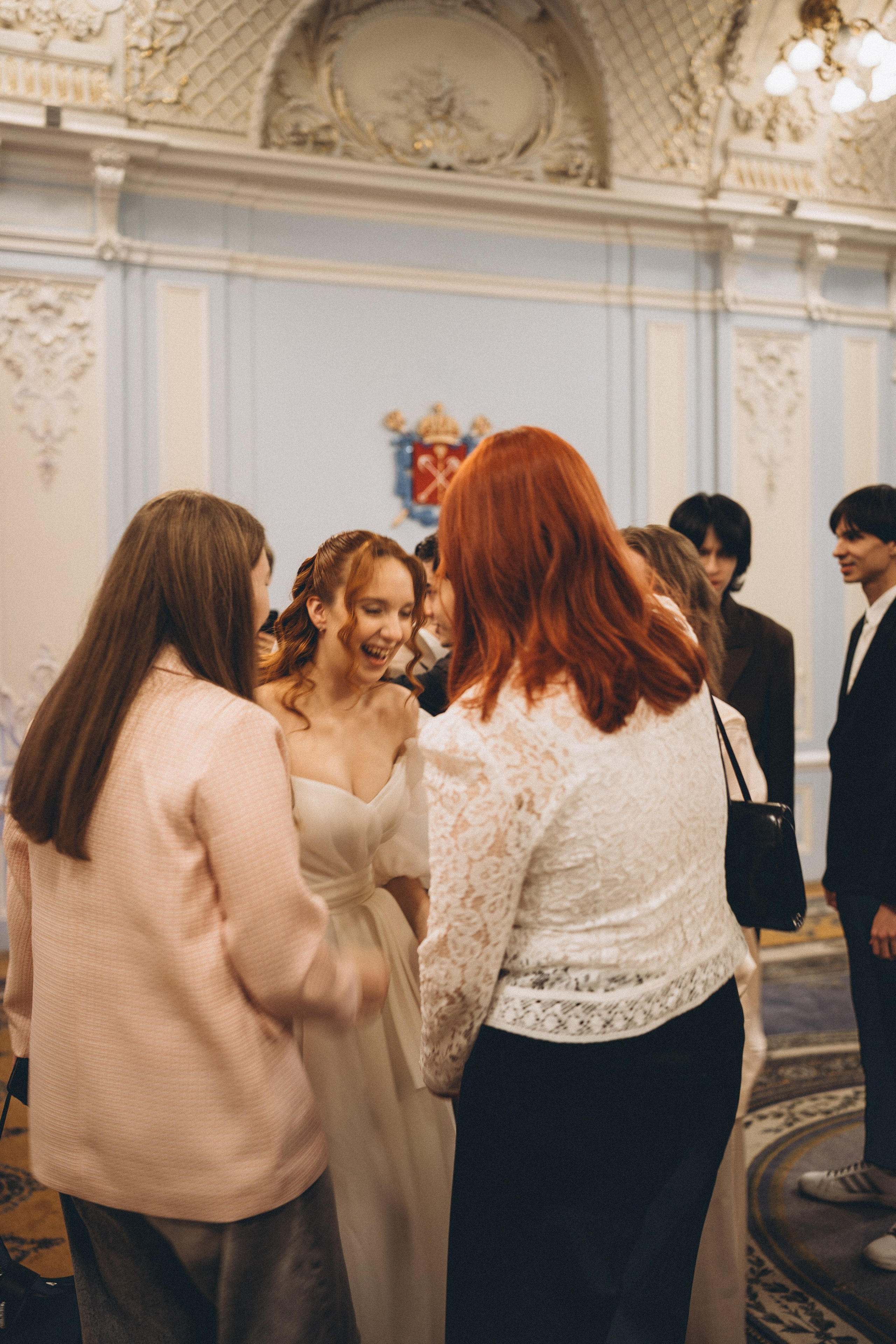 СВАДЕБНАЯ СЬЕМКА ВО ВТОРОМ ДВОРЦЕ С ГОСТЯМИ И ПРОГУЛКА В ТАВРИЧЕСКОМ САДУ. Профессиональный фотограф, Санкт-Петербург — Виктория Богомолова