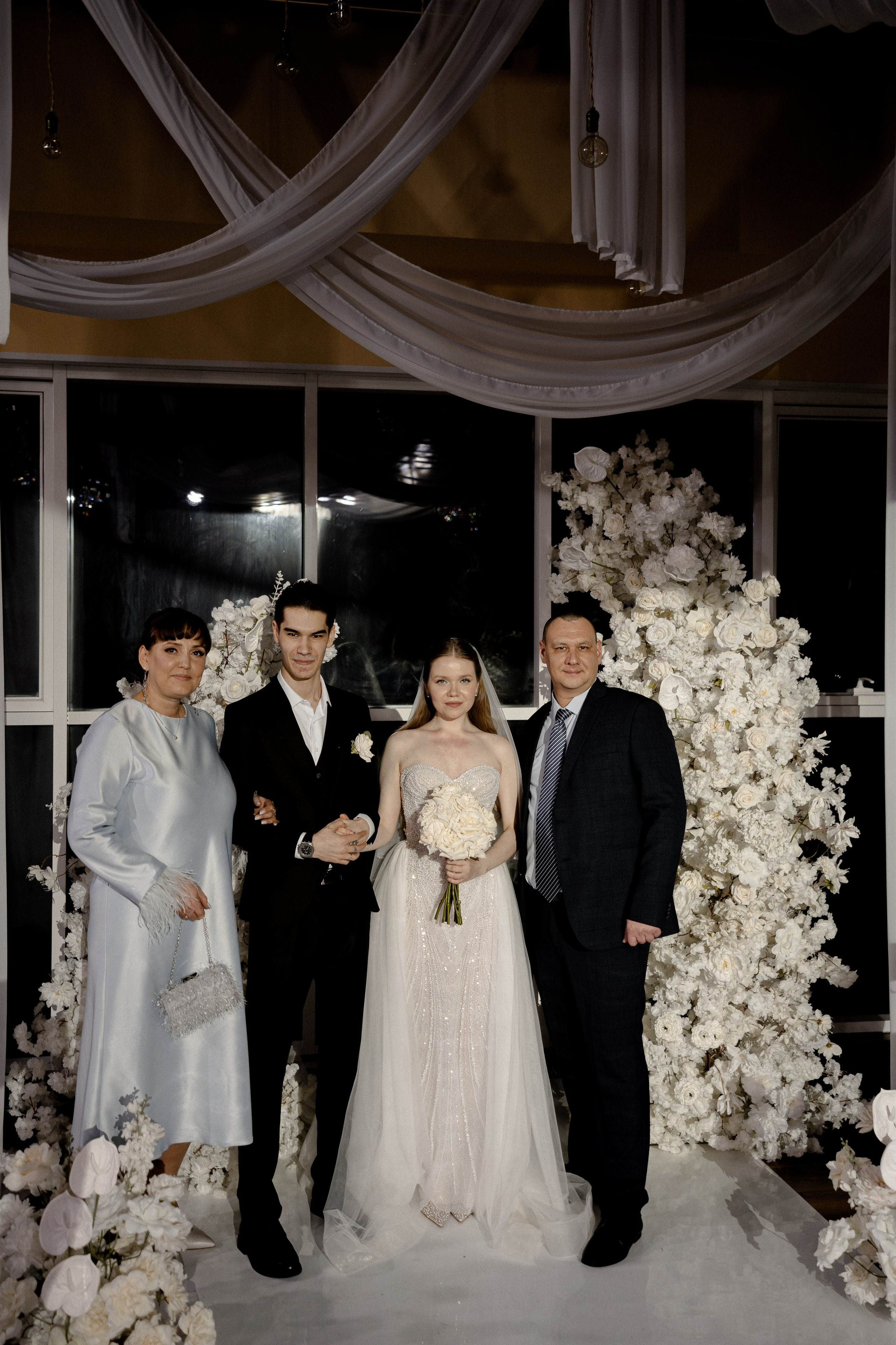 СВАДЕБНАЯ СЬЕМКА СБОРОВ В ОТЕЛЕ И ВЫЕЗД НА ЦЕРЕМОНИЮ (СНЯТО В СИБИРЕ В НИЖНЕВАРТОВСКЕ). Профессиональный фотограф, Санкт-Петербург — Виктория Богомолова