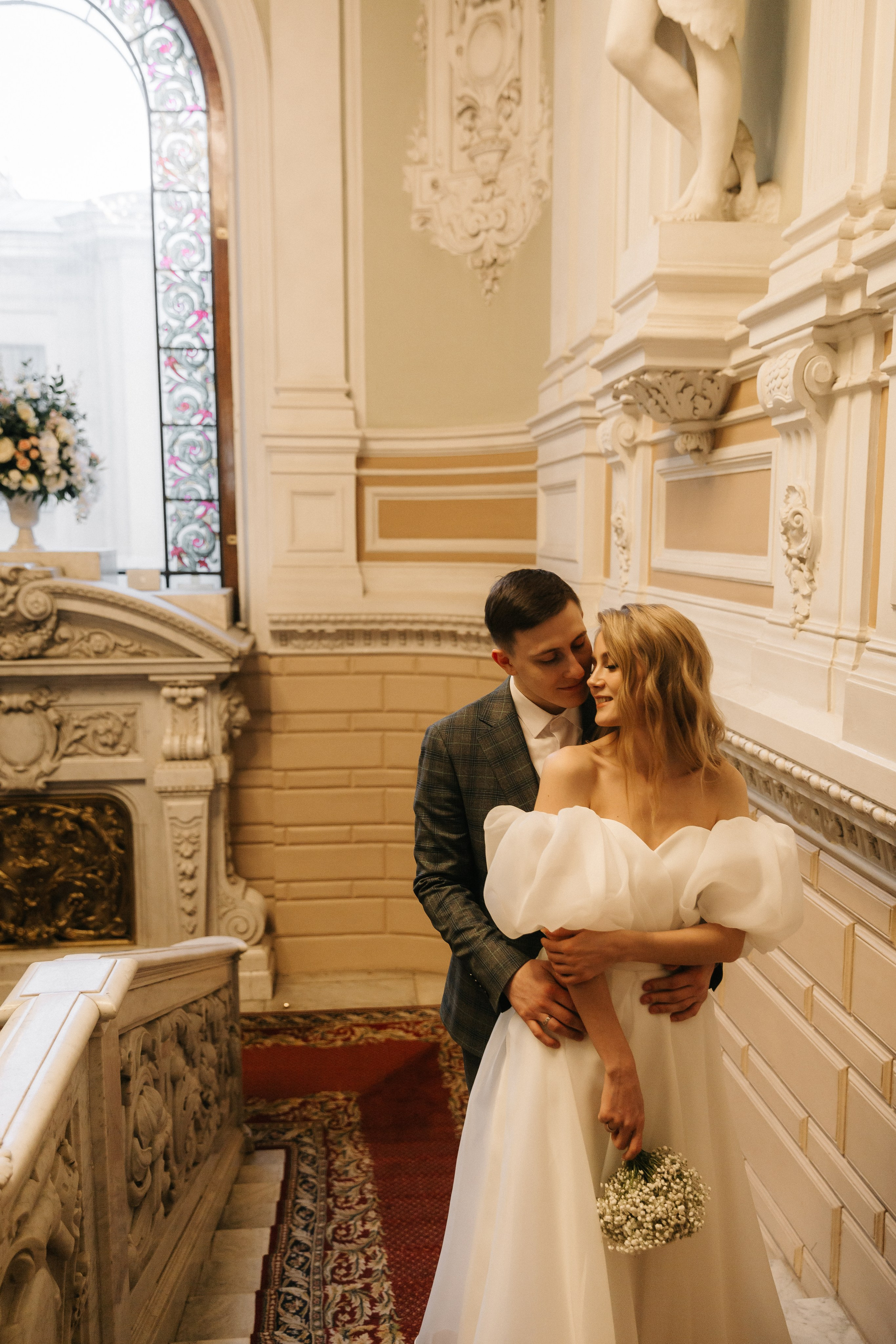 ДВОРЕЦ № 1 | Март, Исаакий, Английская набережная. Свадебный фотограф в Санкт-Петербурге Полина Корзухина