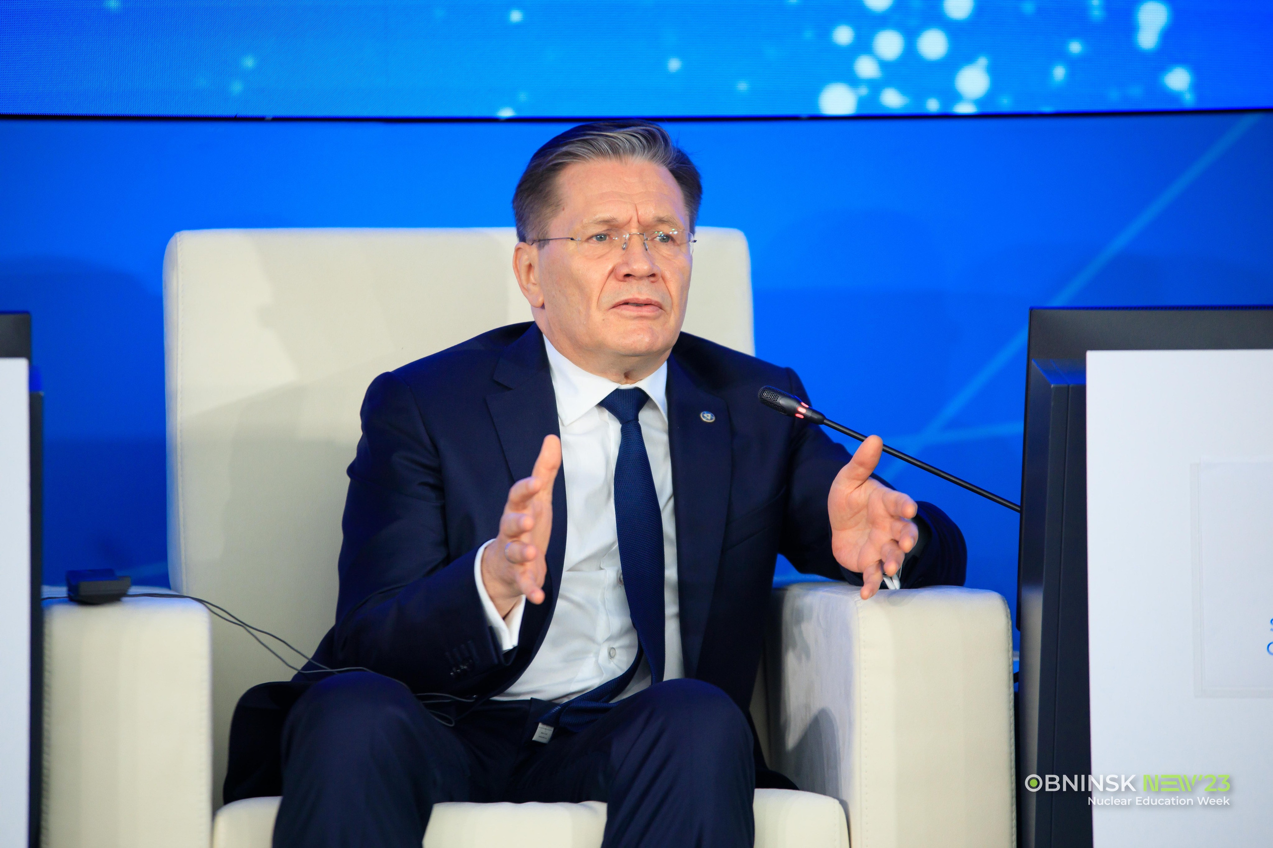 Конференции, выставки, форумы. Репортажный фотограф руслан Жафяров