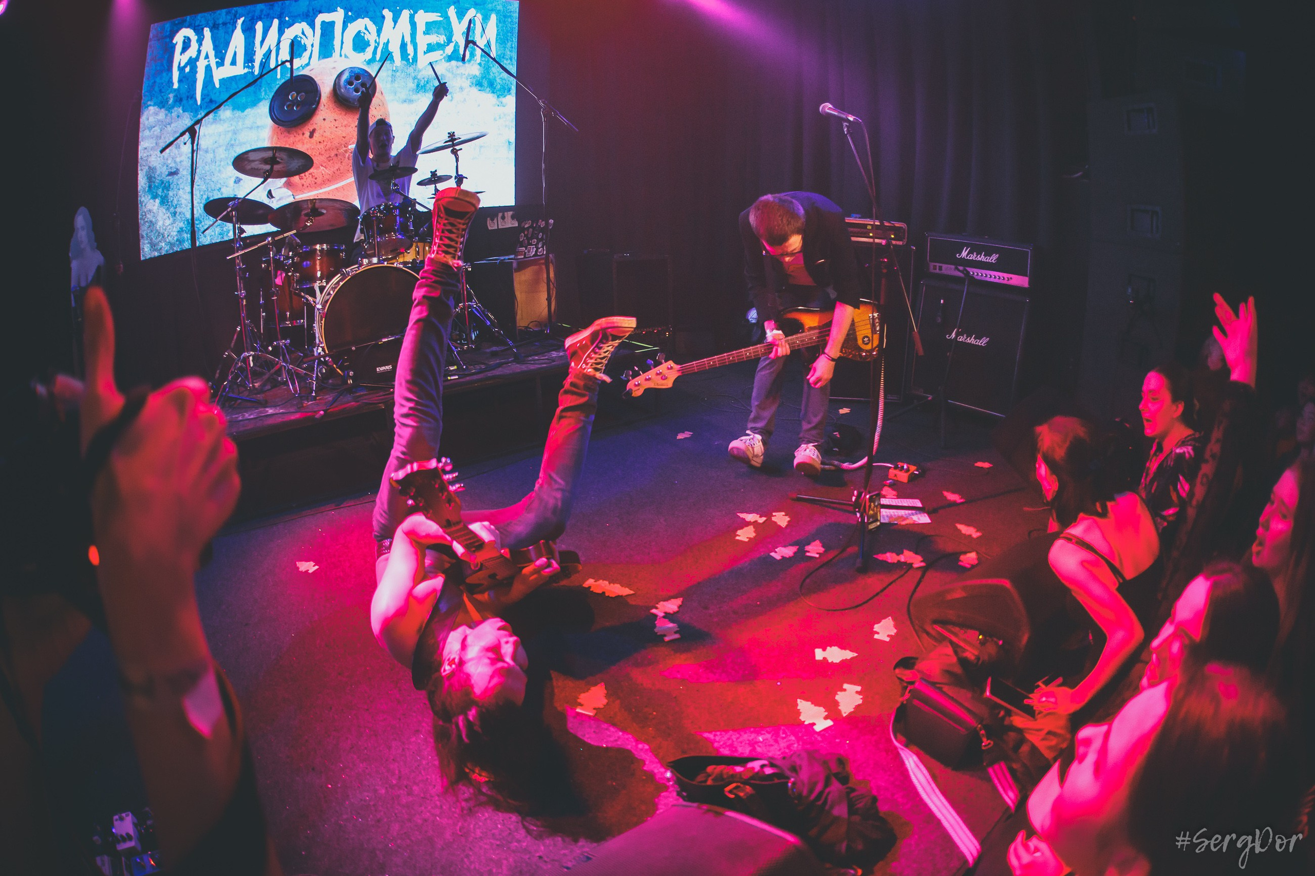 Радиопомехи. КЦ Сердце. Фотограф Сергей Дорошенко