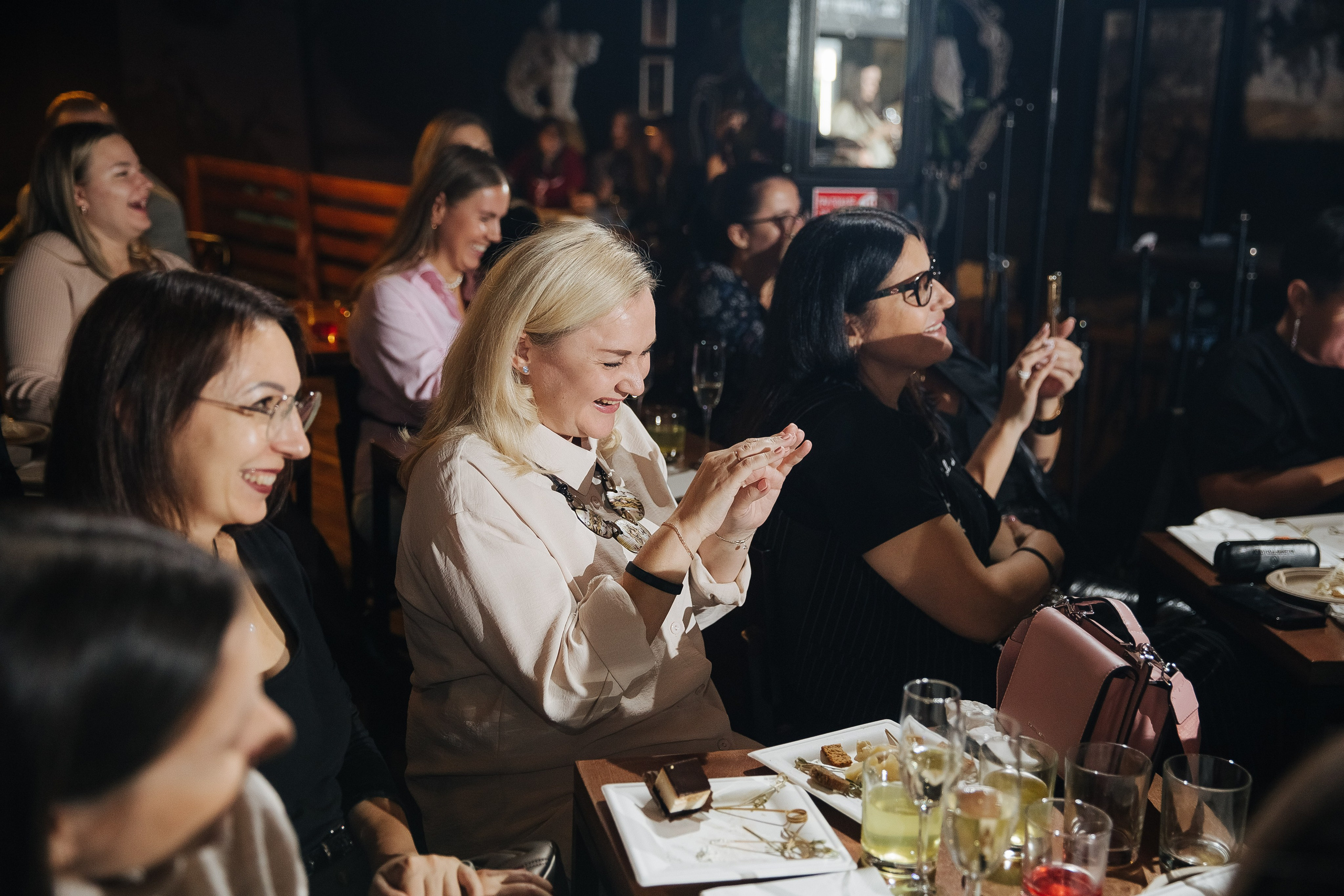 Fuckup дизайнеров «Юшин». Фотограф в Красноярске Надежда Воскресенская