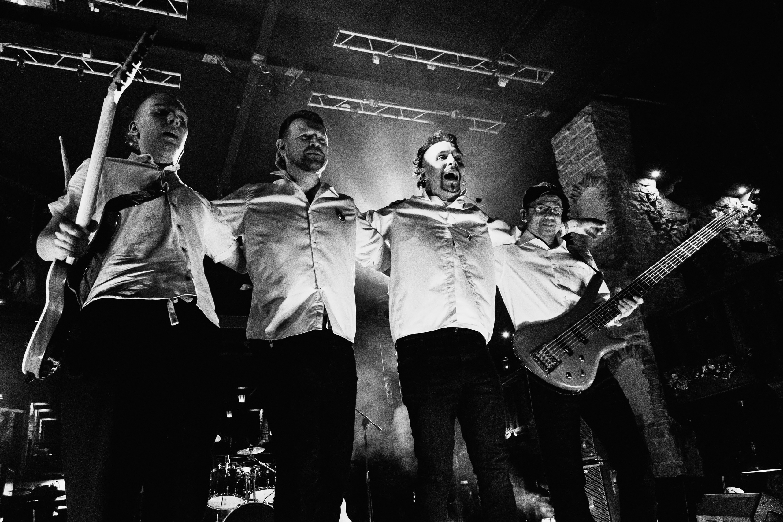 «Бумажный змей» в арт-ресторане «Балаган», Воронеж. Фотограф Наталья Мершина