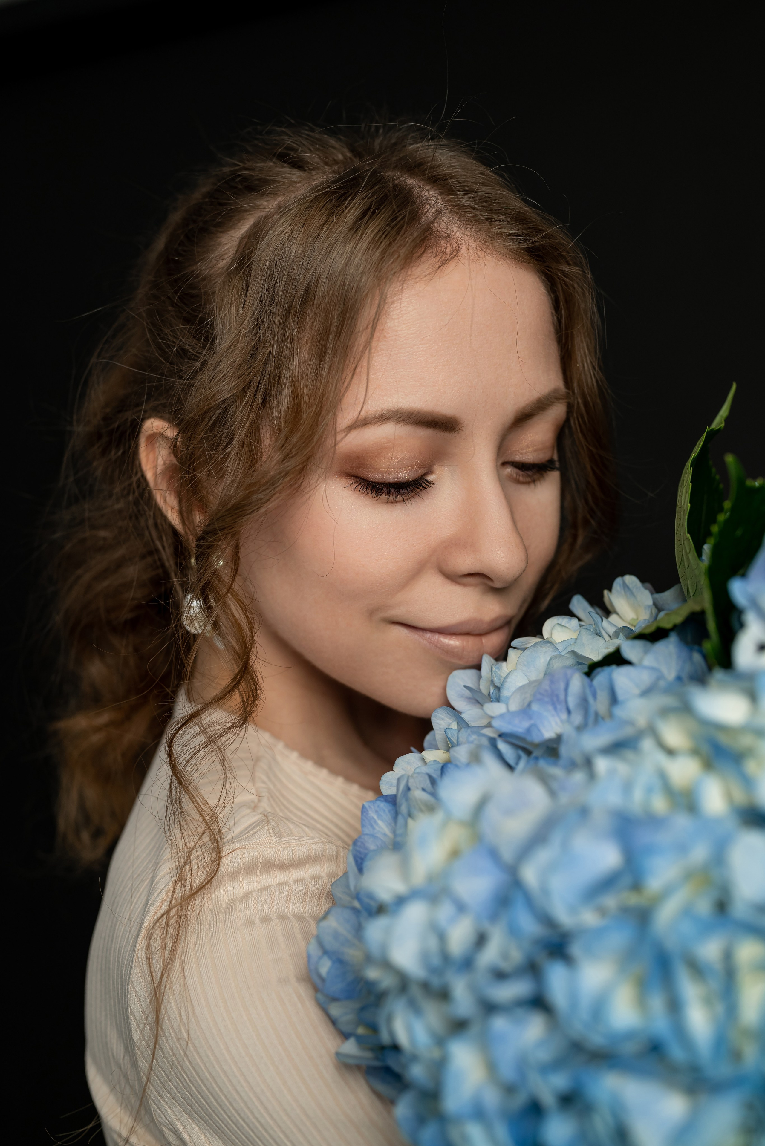 Фотопроект с голубыми гортензиями. Фотограф в городе Салават