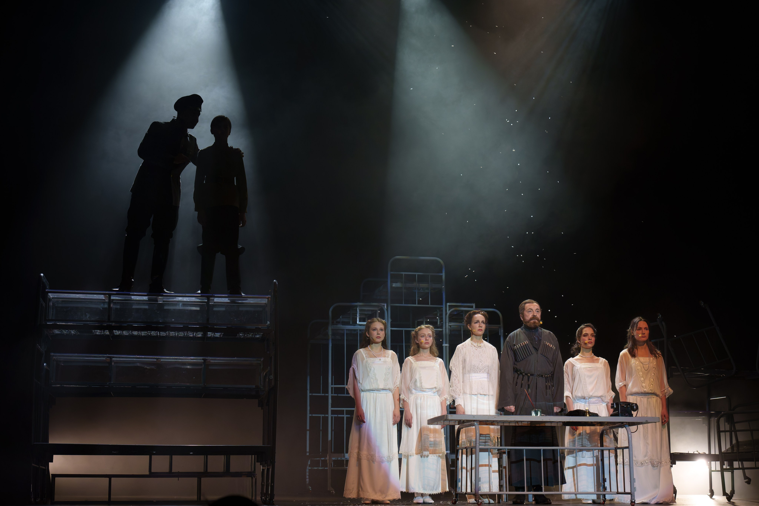 Театр Александра Рагулина: Последний Романовъ. Сайт фотографа Сергея Абрамова