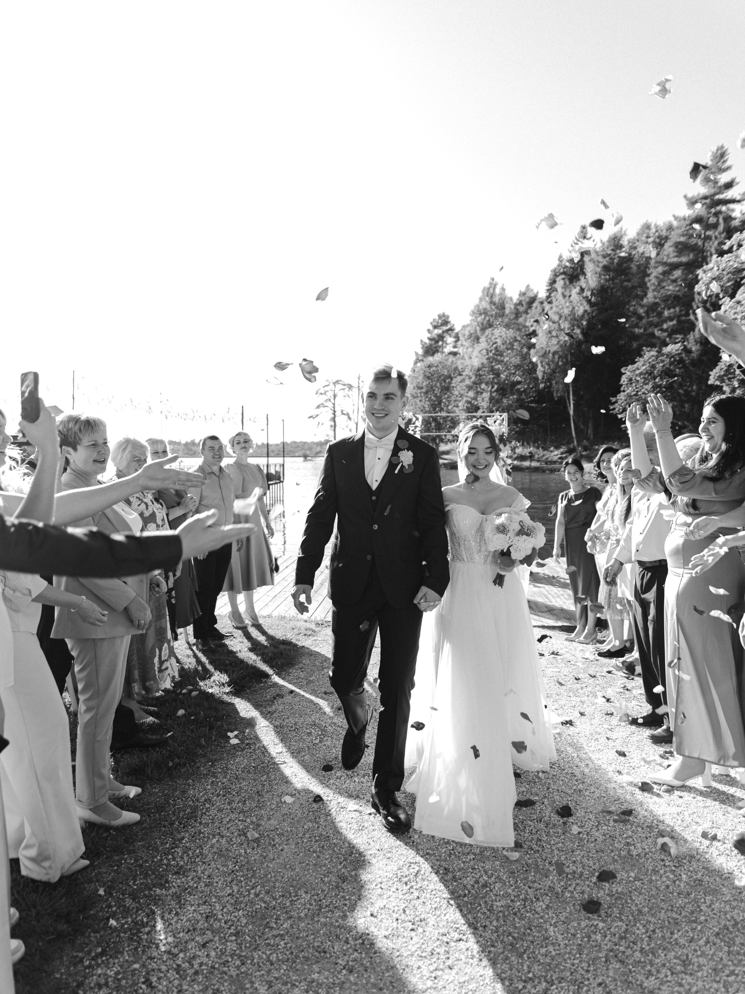 Выездная регистрация в Любогорье. Фотограф СПБ Засорина Юлия