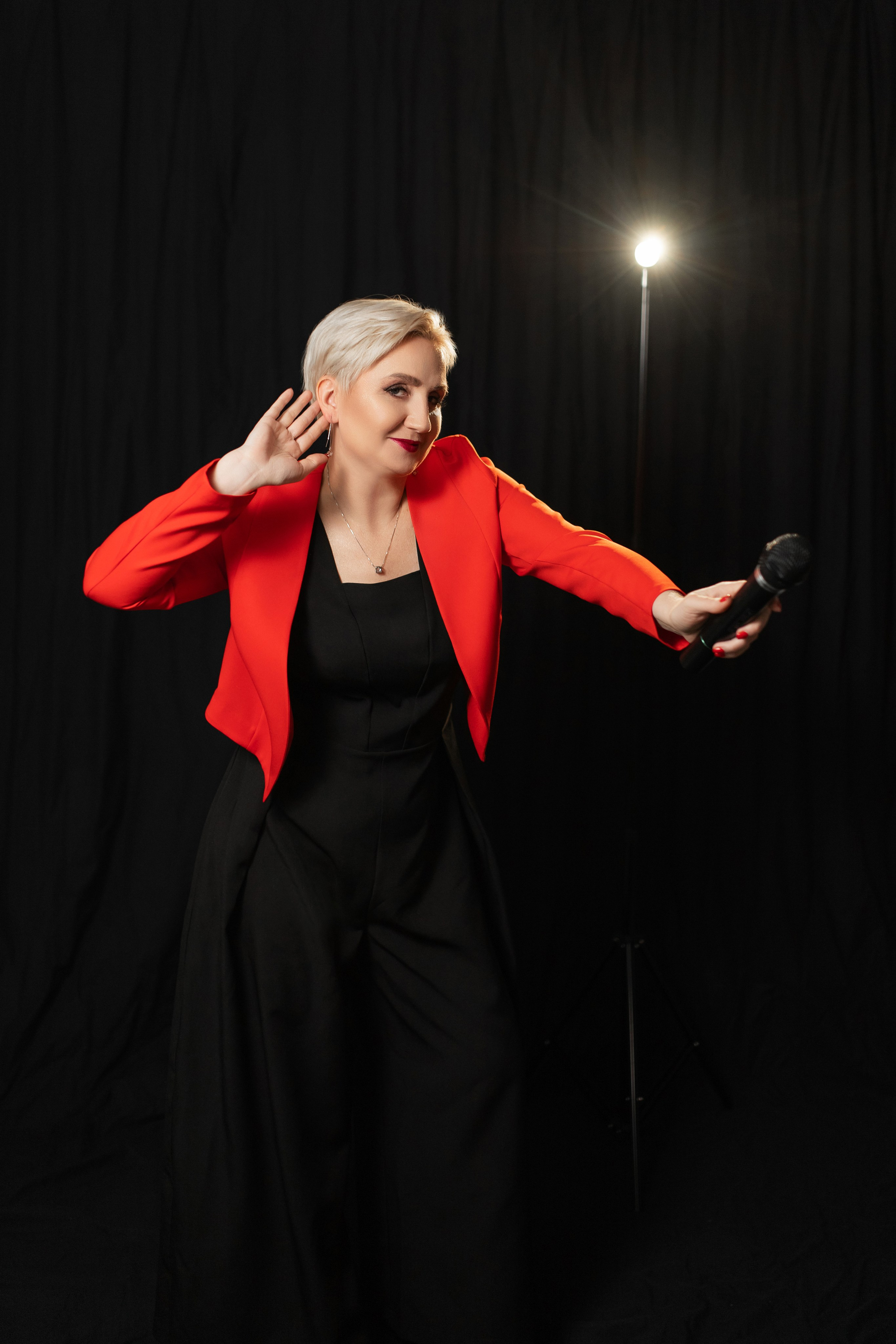 Олесяв моей студии. Март 2025. Фотограф Пермь. Свадьбы. Семья и дети, школа, д. сад. Фотокниги