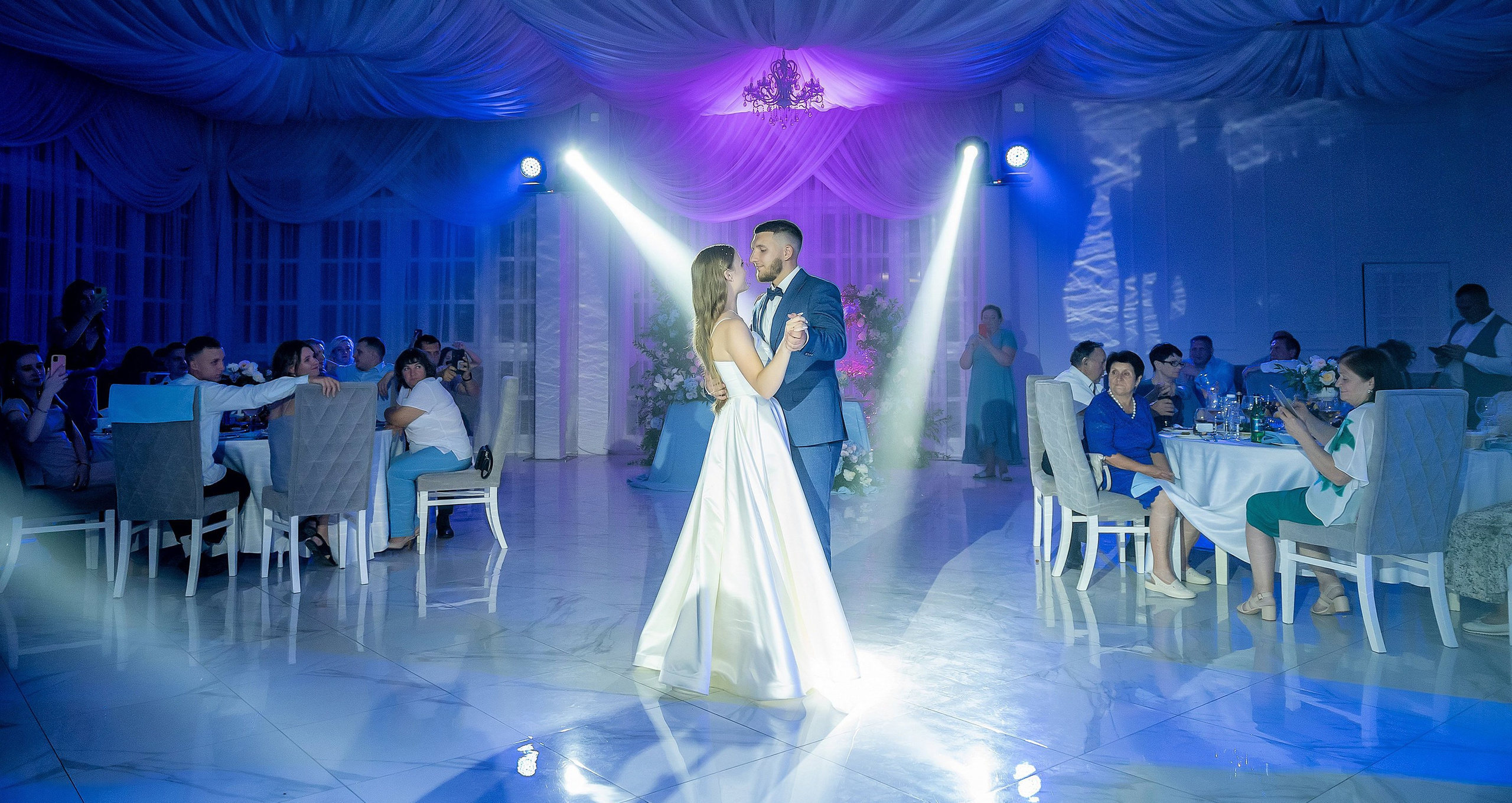 Видеограф на свадьбу в Ростове на Дону — цена, пакеты и описание услуг. Видеосъёмка свадьбы