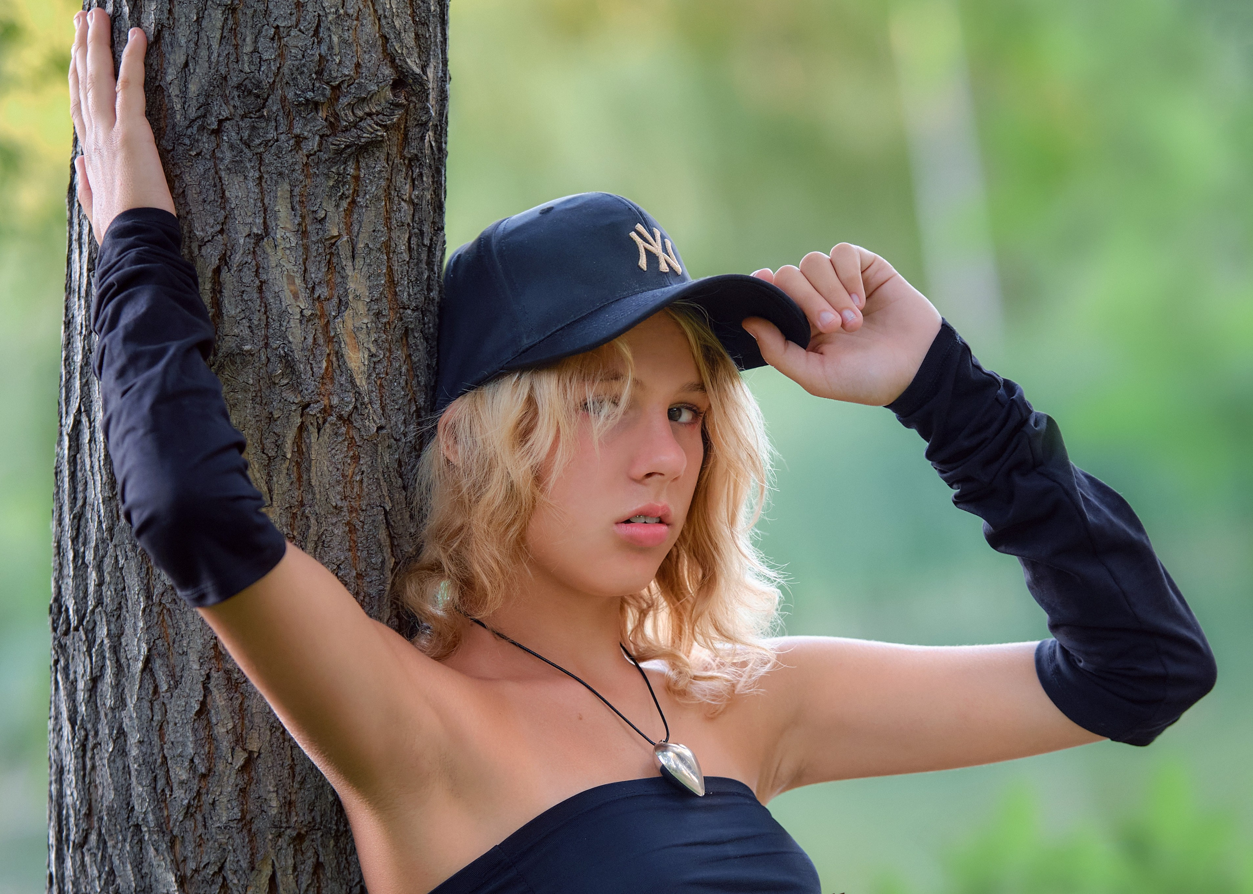 Летняя фотосессия на природе, в лесу, на улице. Семейная с детьми