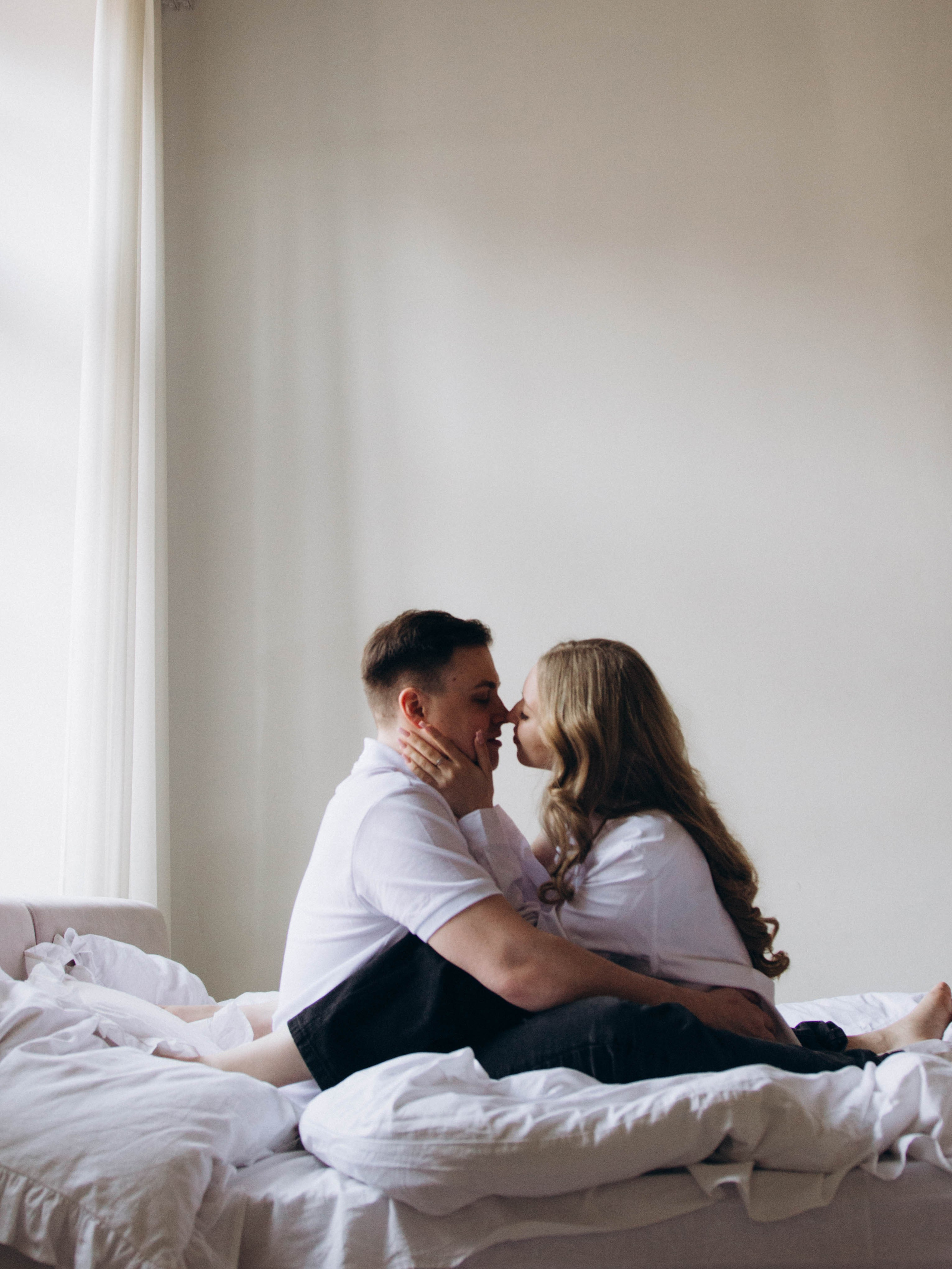 Фотосессия в студии пара. Свадебные и индивидуальные съемки в Санкт-Петербурге фотограф Анна Жирохова