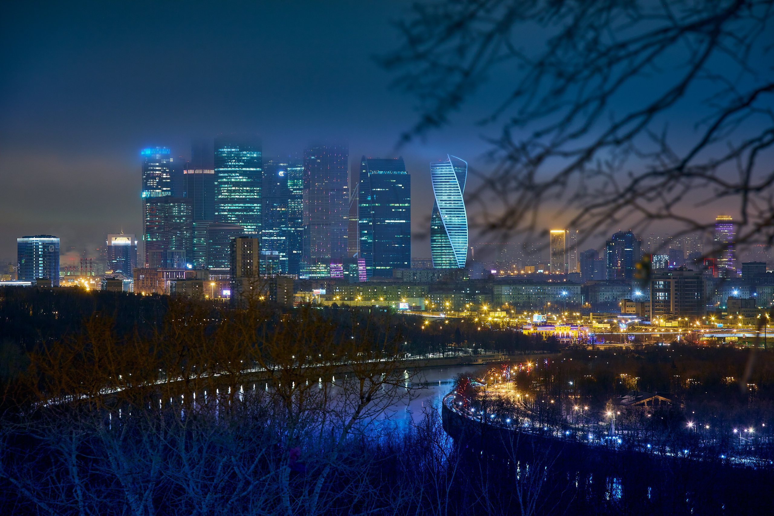 SITY. DMITRY MOISEENKO — фотограф, художник, топ-стилист