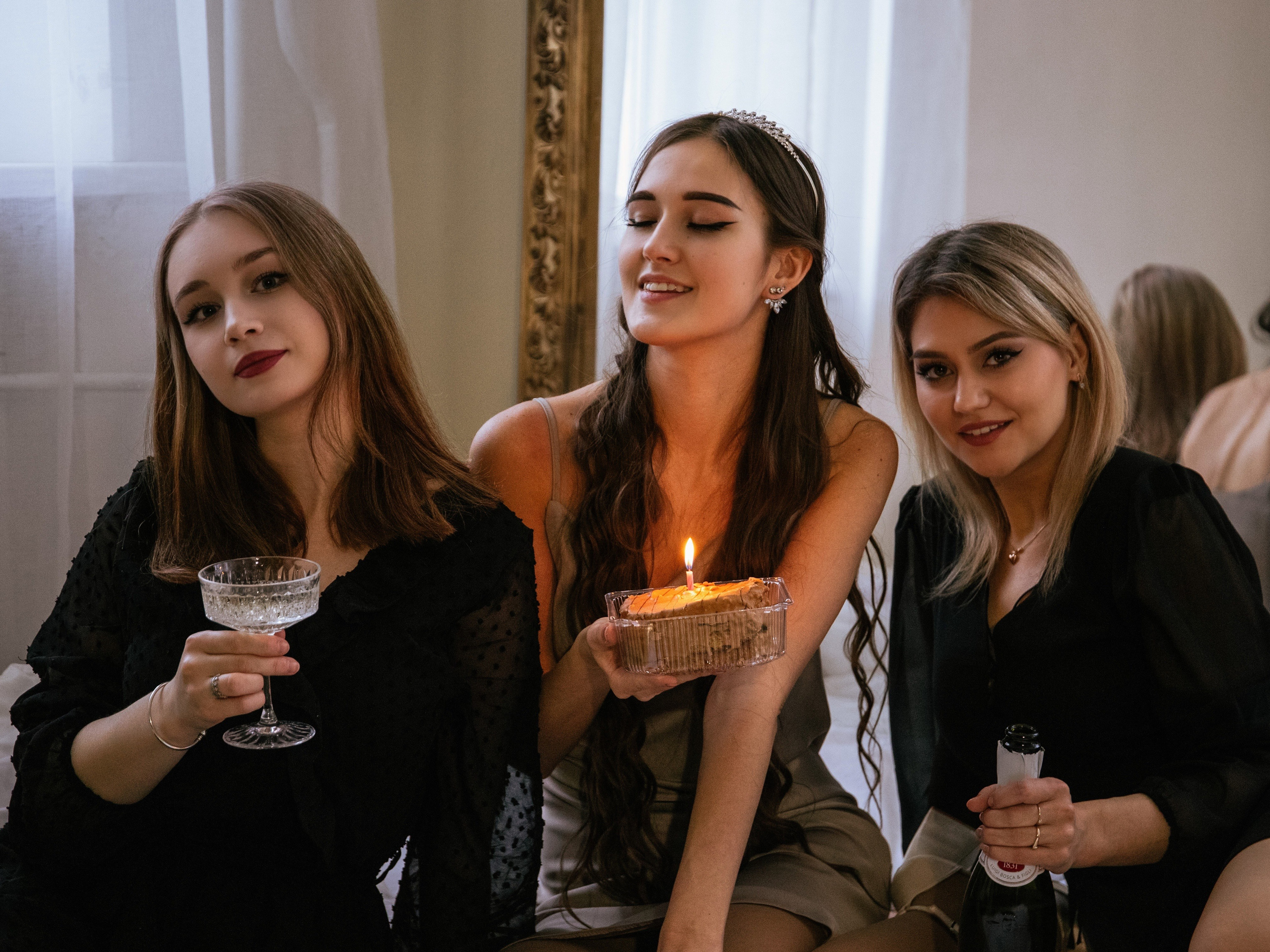 Девичник в фотостудии. Свадебный и семейный фотограф в Москве Мила Широких