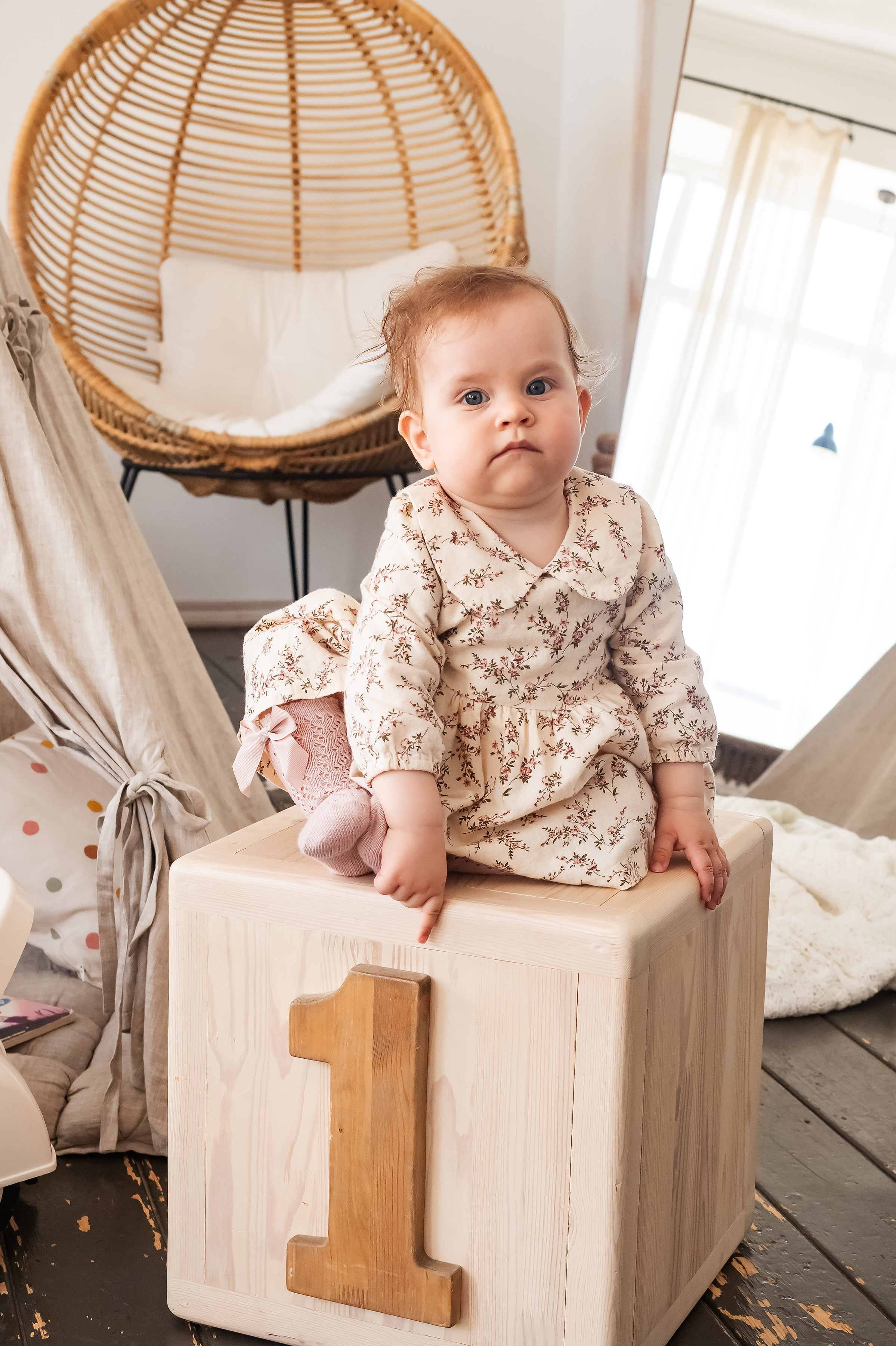 Мира 1 год. Репортажный, семейный и детский фотограф в Пензе и Заречном Арина Ермилова. Картины барельеф на заказ