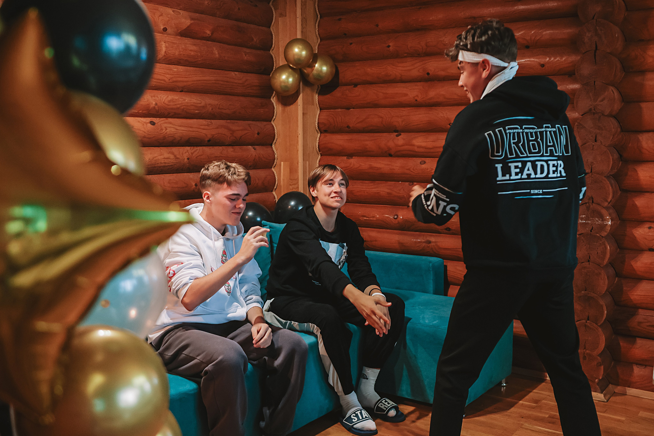 Последний звонок. Семейный фотограф Тюмень, фотограф на роды Салмина Мария