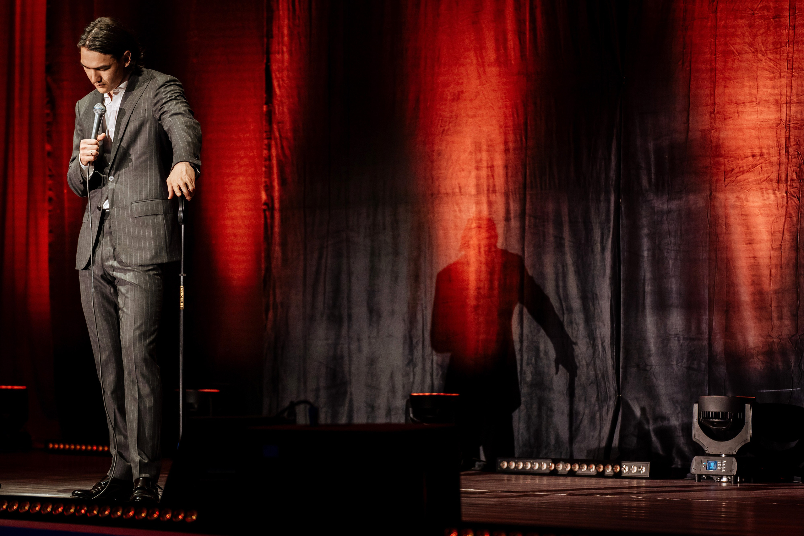 Сольный концерт Нурлана Сабурова. Свадебный и репортажный, фуд фотограф в Новороссийске Евгений Александриди