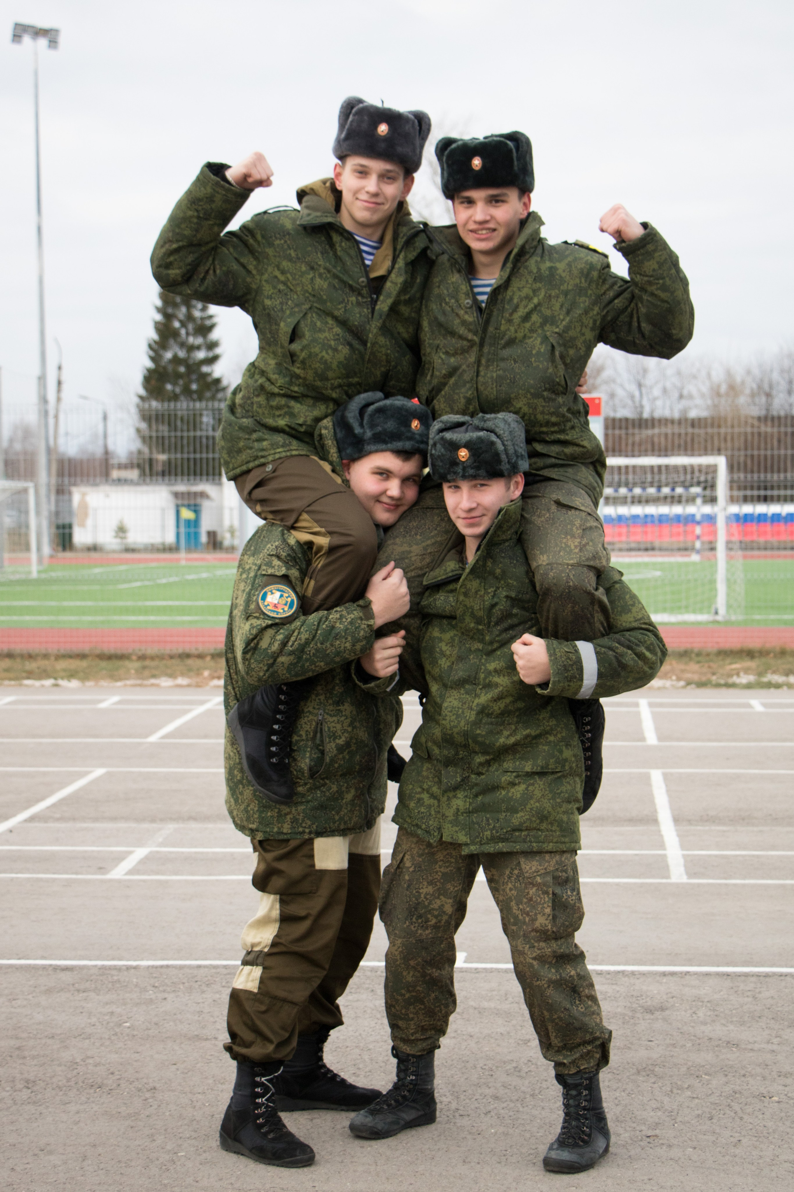 Кадеты. Выпускные альбомы «Эврика» в Нижнем Новгороде