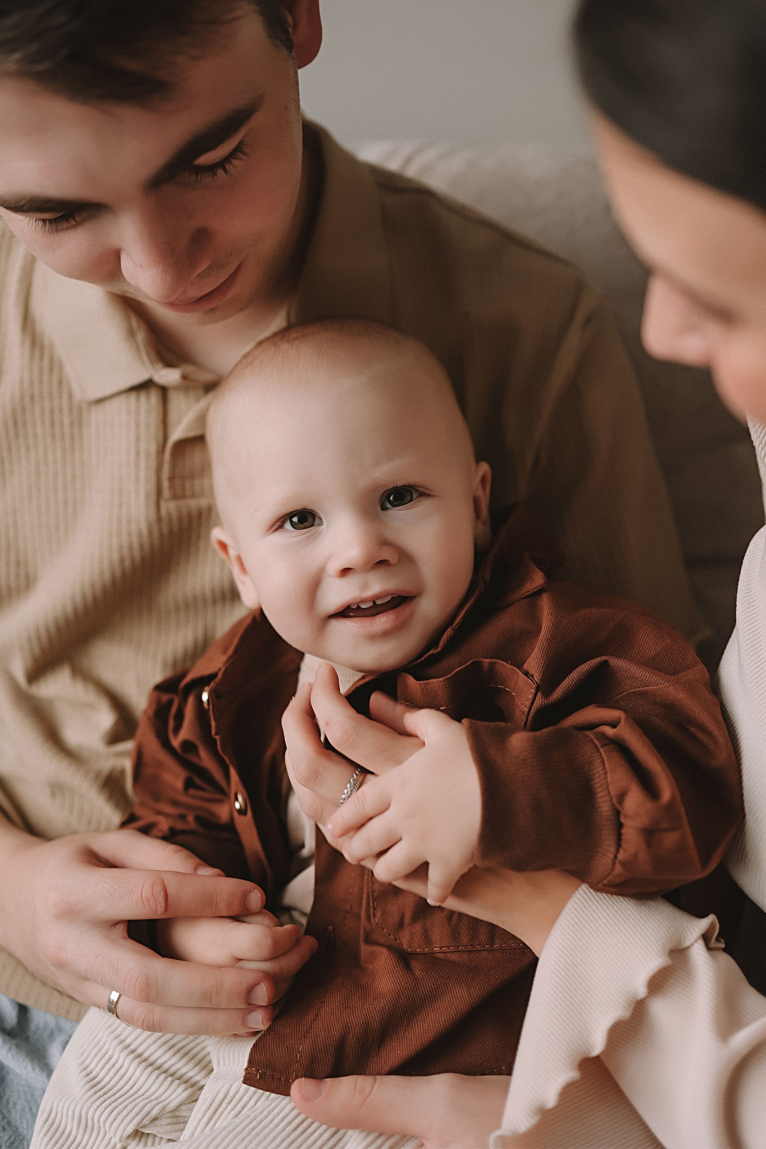 1 год Леону. Семейный фотограф Тюмень, фотограф на роды Салмина Мария