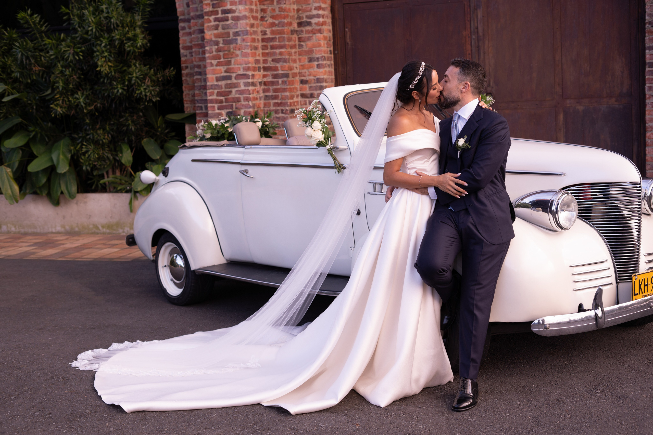 Natalia & Germano. Wedding Photographer in Barcelona and Medellin