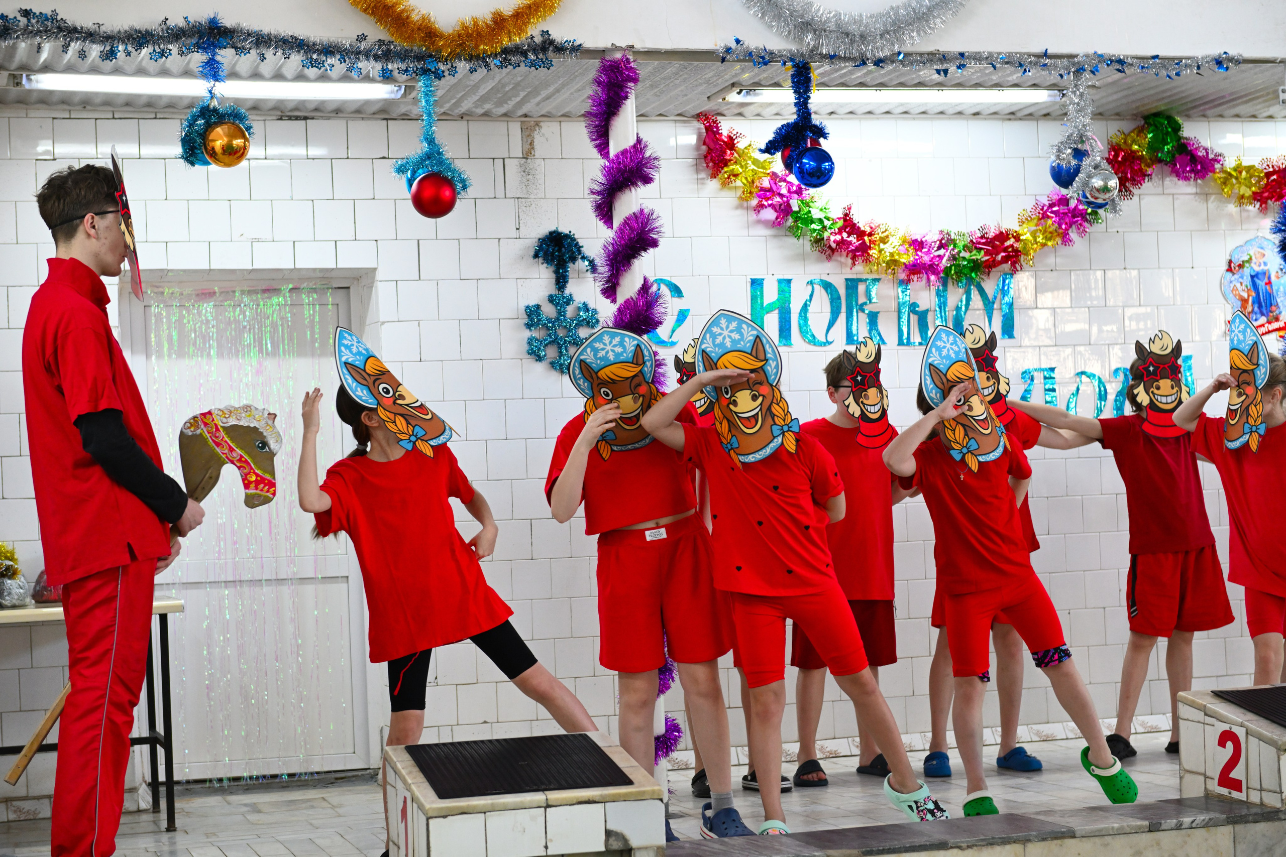 2025-12-20 Бассейн Урал НГ младшие. Снежинск фото Андрианов