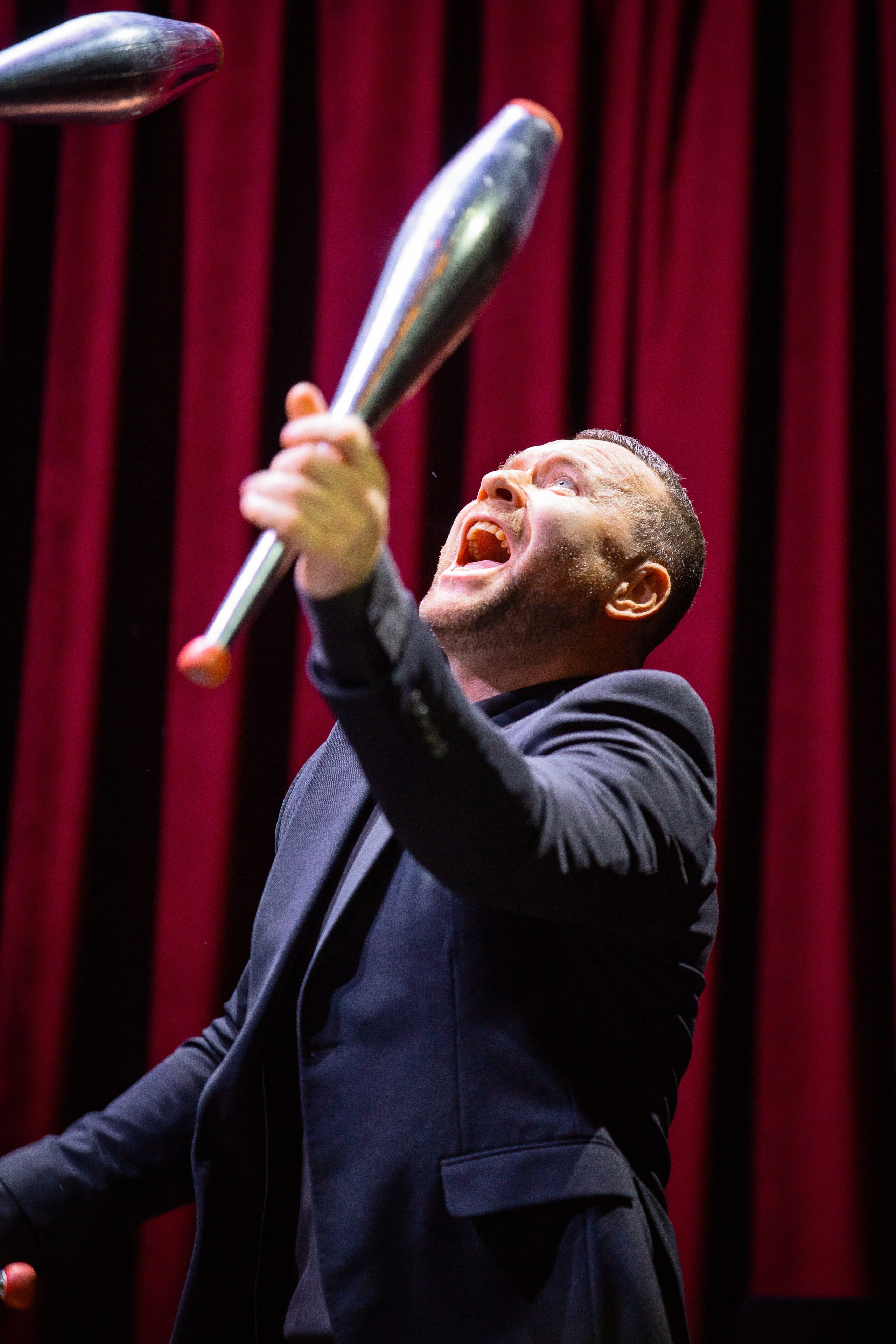 Цирковое шоу. Видеограф Добромыслов