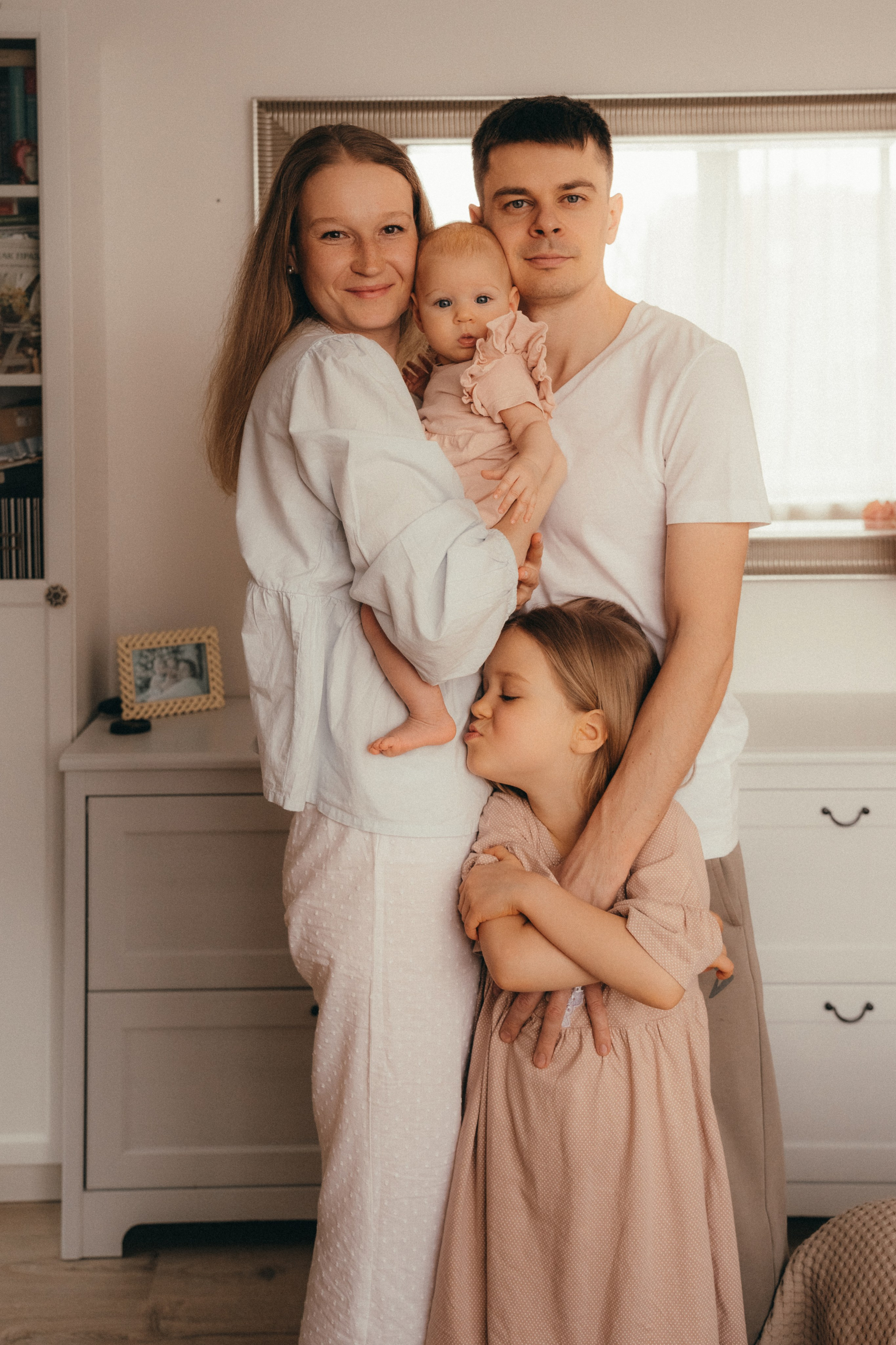Дима, Саша, Ульяна и Даша. Семейный фотограф • Домашние съемки в Нижнем Новгороде
