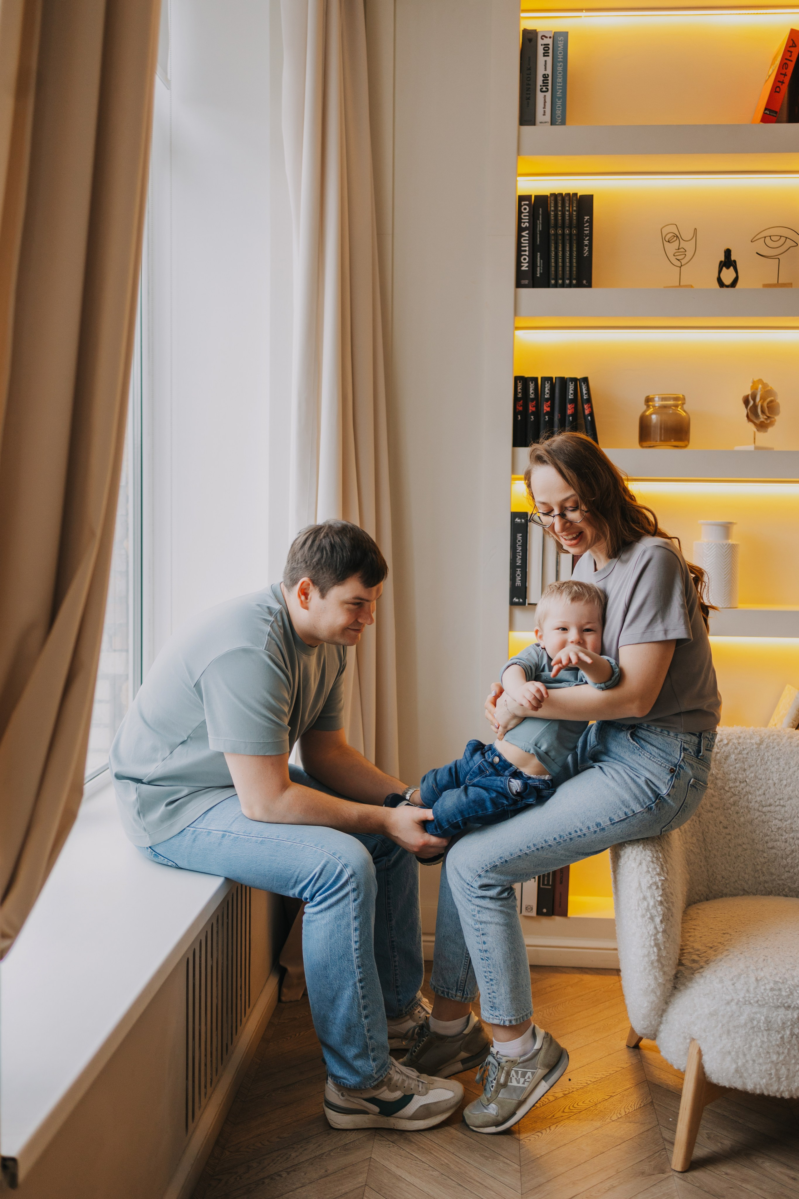 Большая семья. Домашняя фотосессия