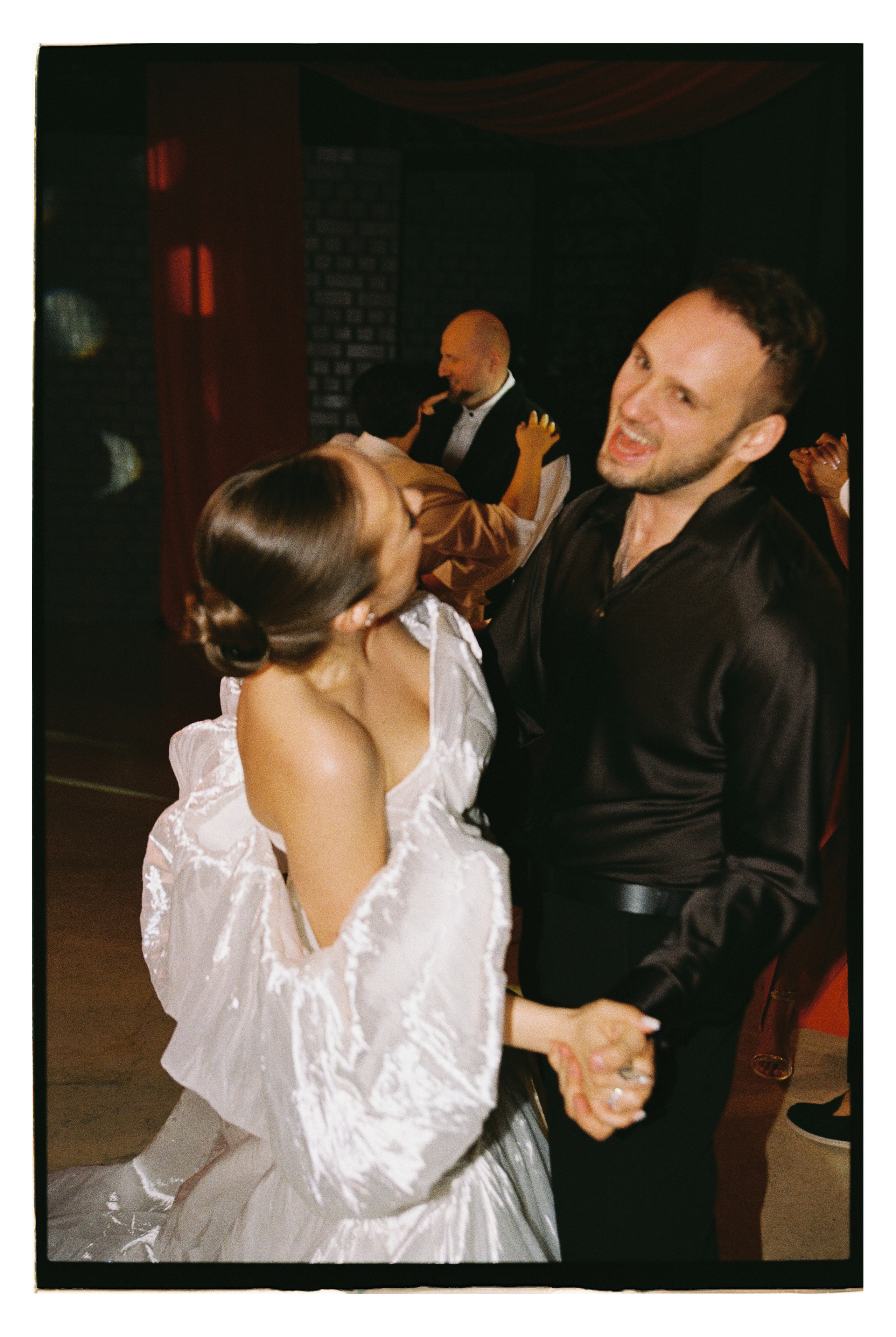 Анастасия и Карен. Репортажный и свадебный фотограф в Сургуте