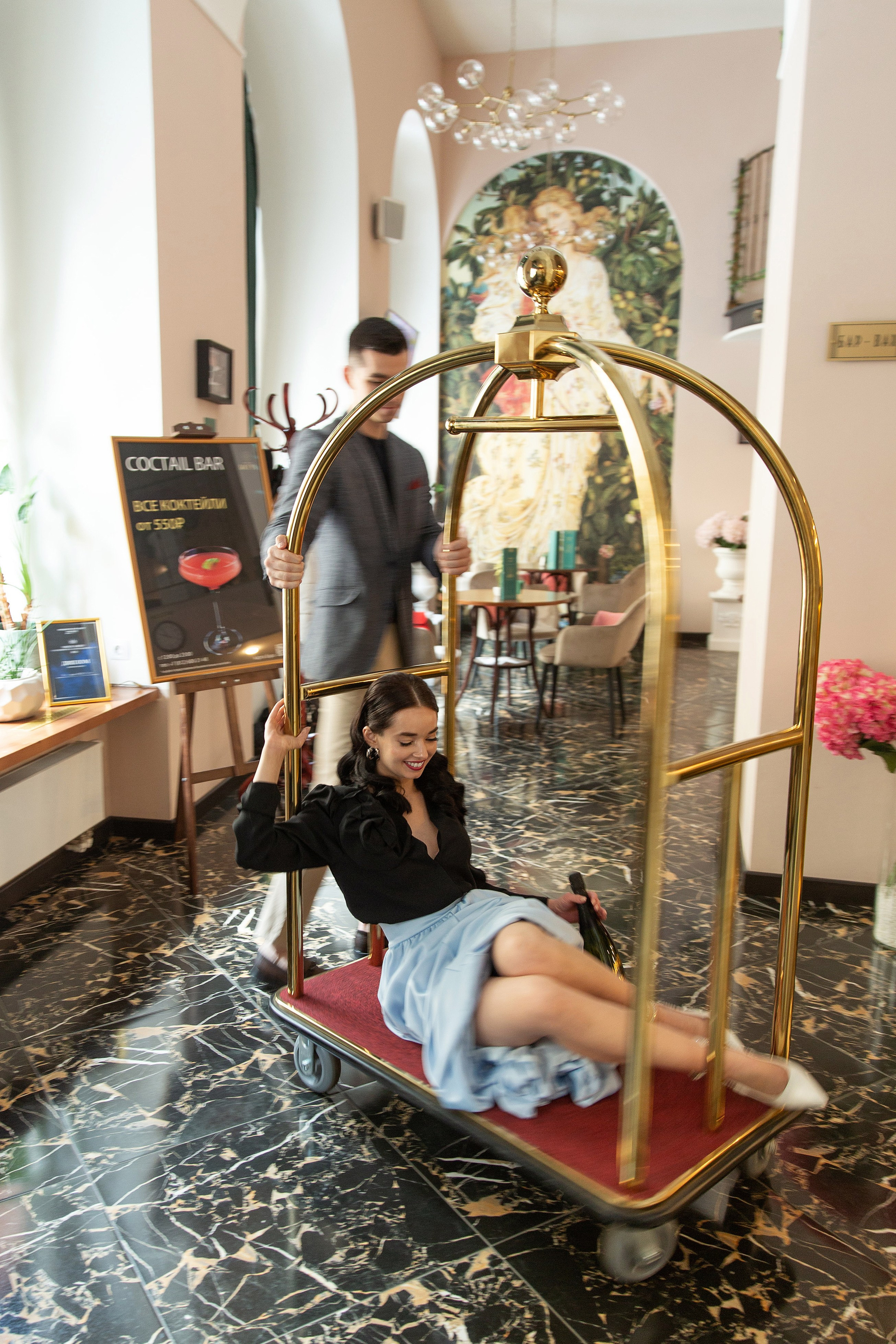 Фотосессия лав стори в отеле. Свадебный и портретный фотограф в Санкт-Петербурге Надежда Чечулина