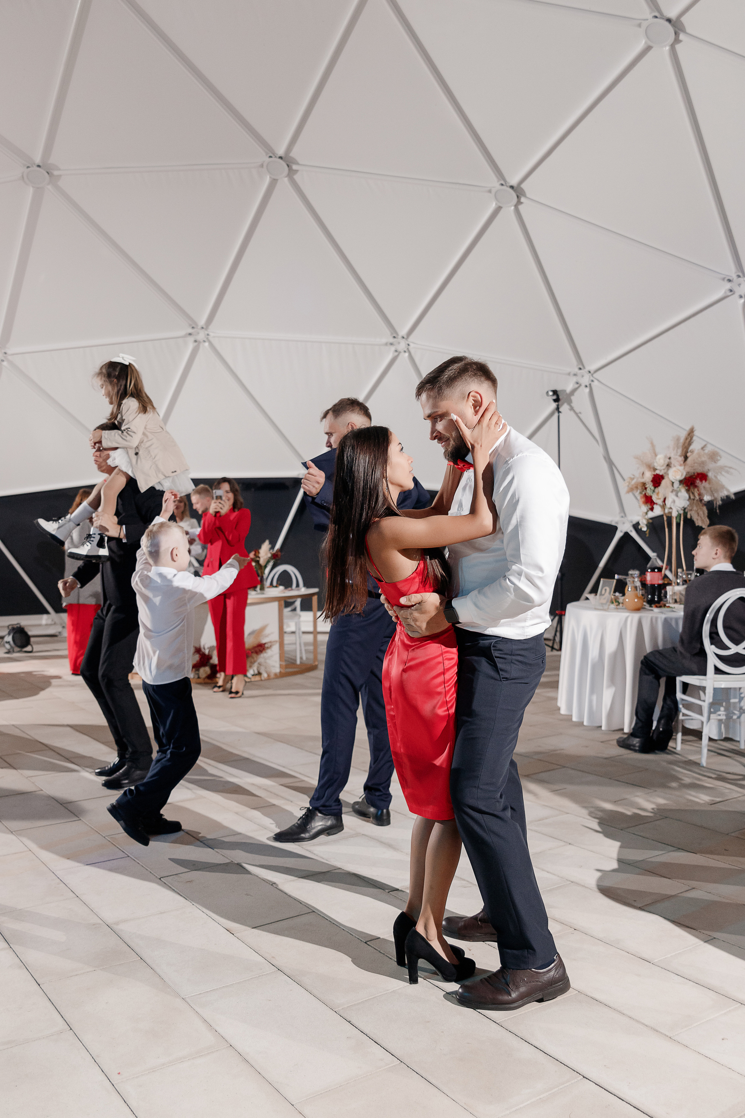 Фотограф на день рождения, мероприятие и банкет Твери. Свадебный и семейный фотограф в Твери и Тверской области