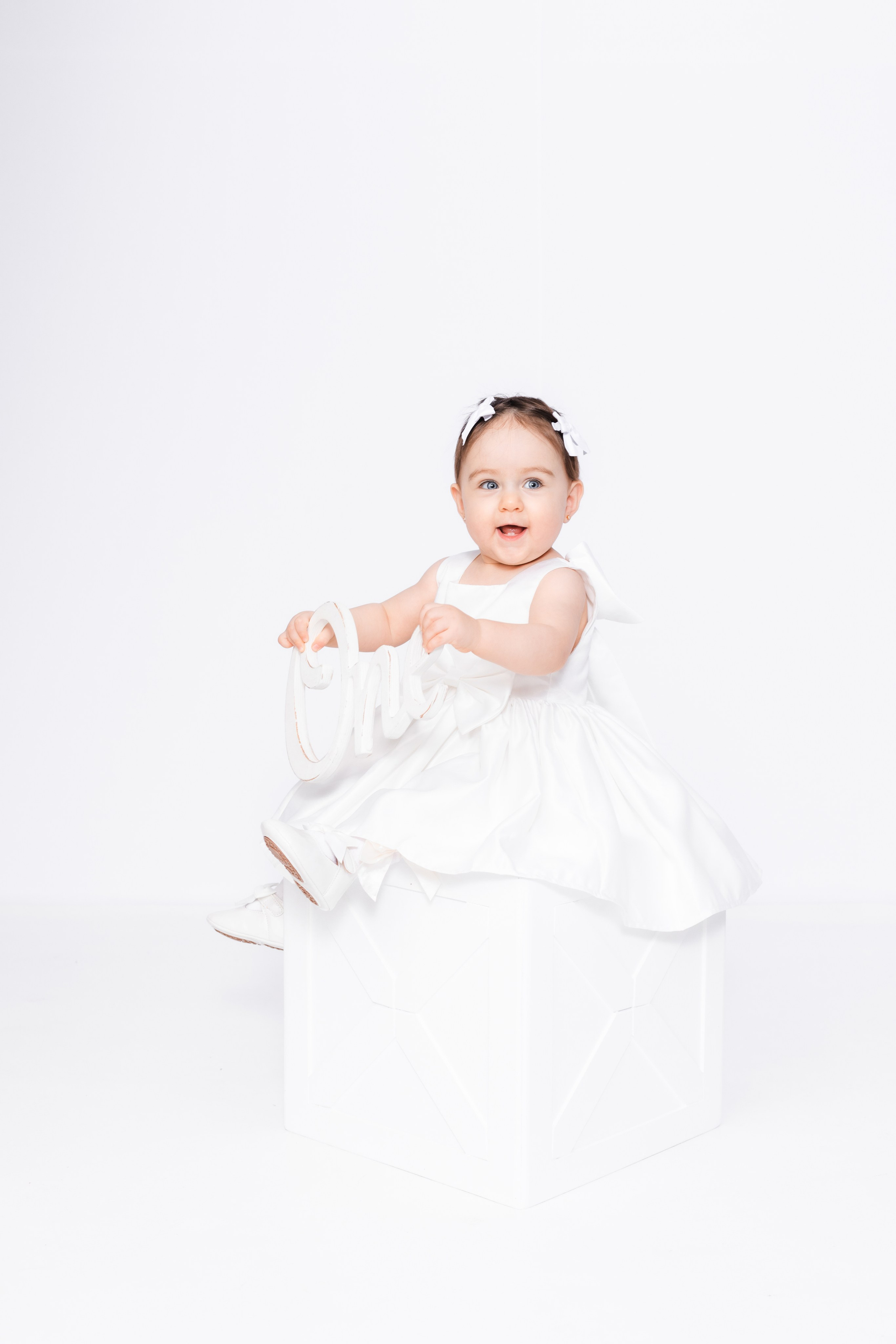 Минимализм. Фотограф новорождённых Псков