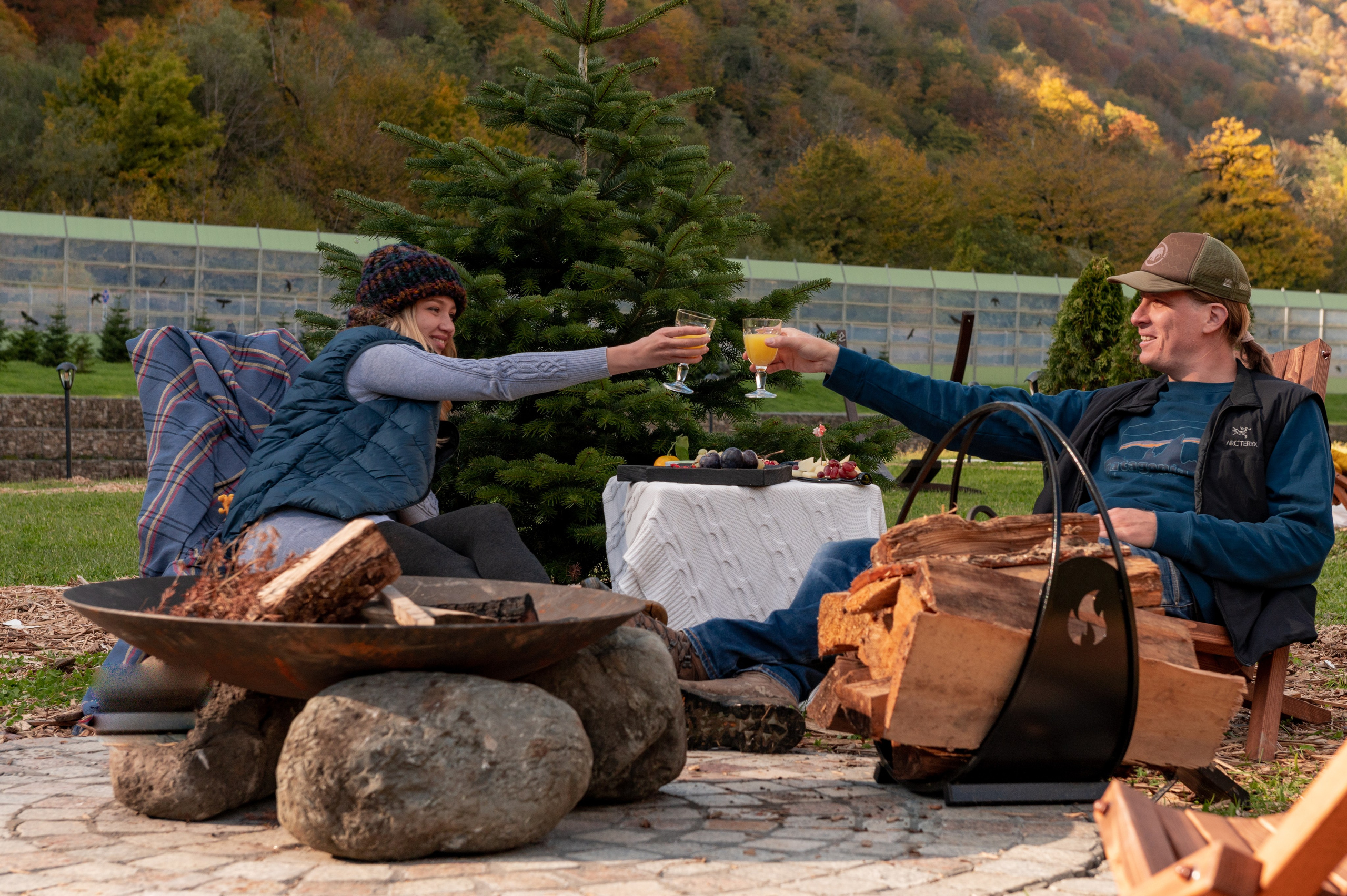 Контент съемка места для отдыха на курорте Газпром Поляна «Мзымта Пляж». Репортажный фотограф в Красной Поляне и Сочи Павлюченко Екатерина