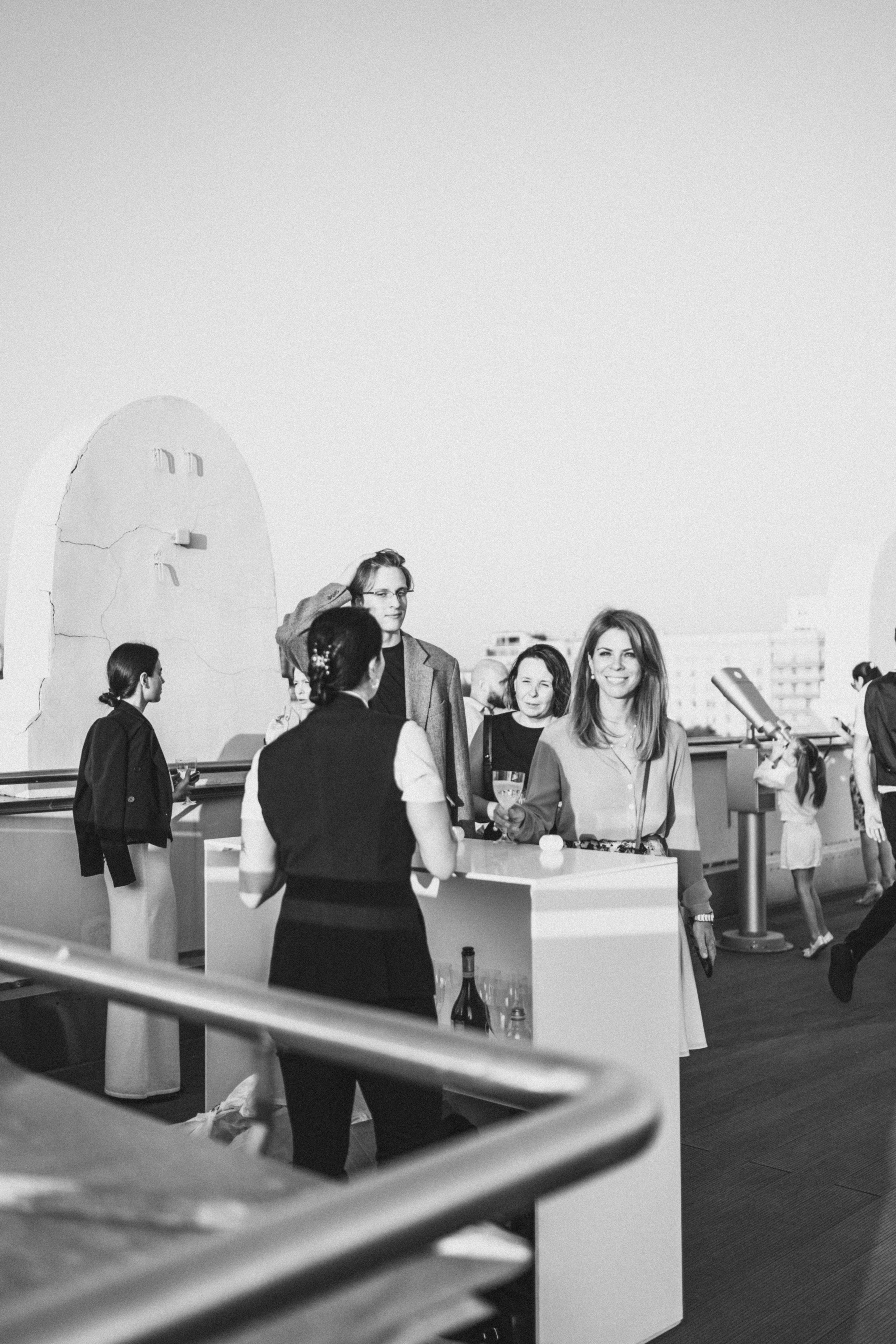 Выставка на крыше Парка Горького. Семейный и детский фотограф и видеограф в Москве, Серпухове и Тарусе Валерия Сорокина