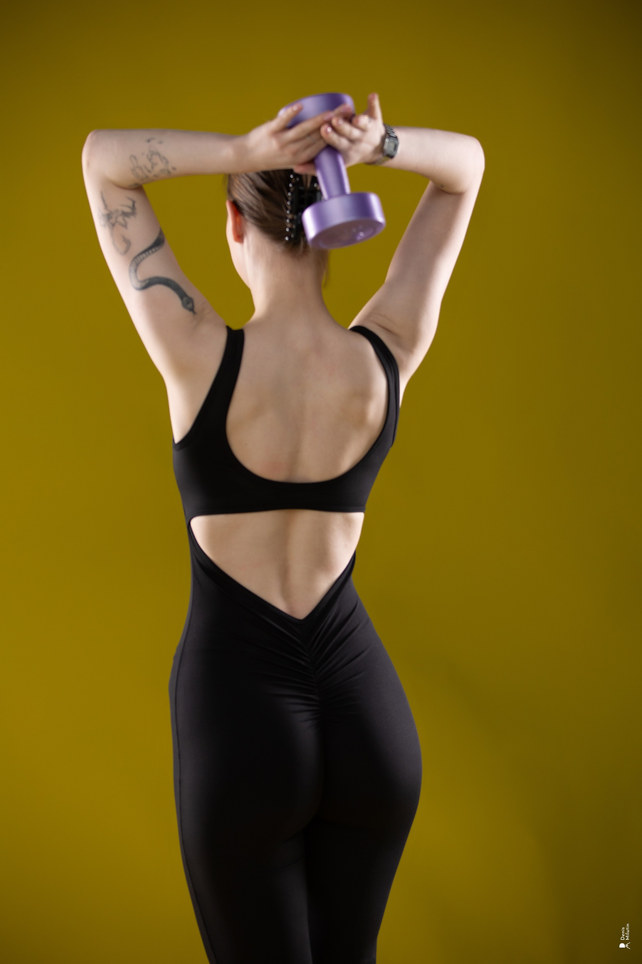 Ева в студии Уголь. Портретный фотограф Денис Милютин