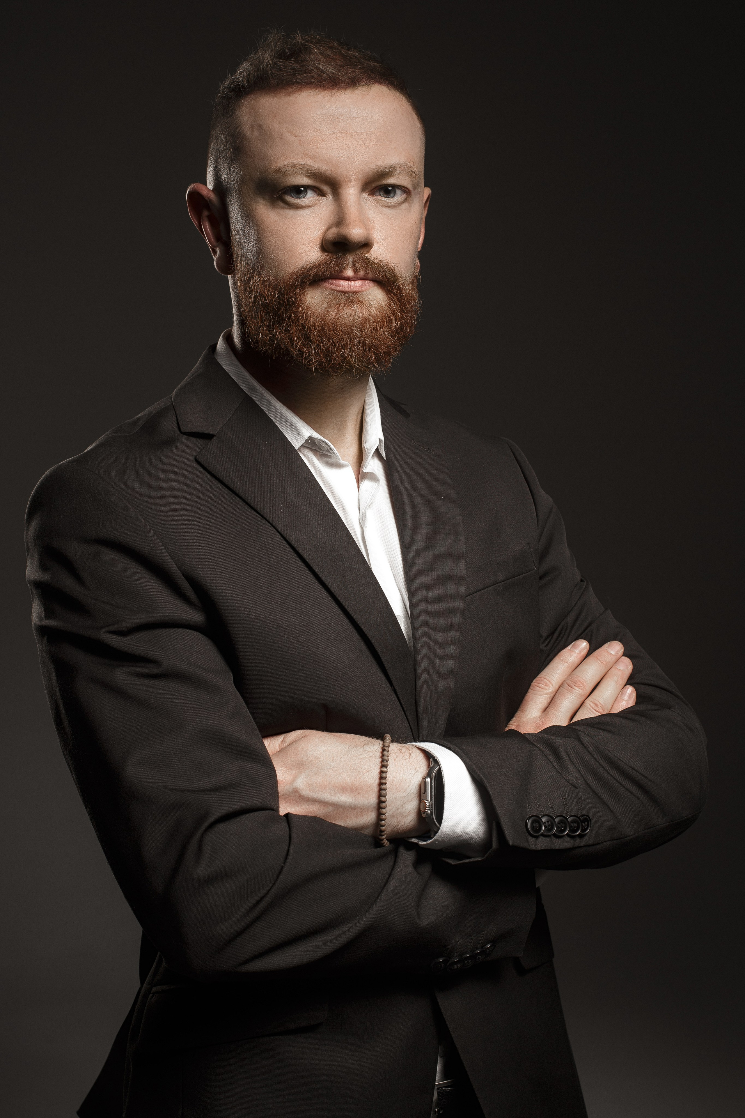 Профессиональная фотосессия для создания успешного делового имиджа