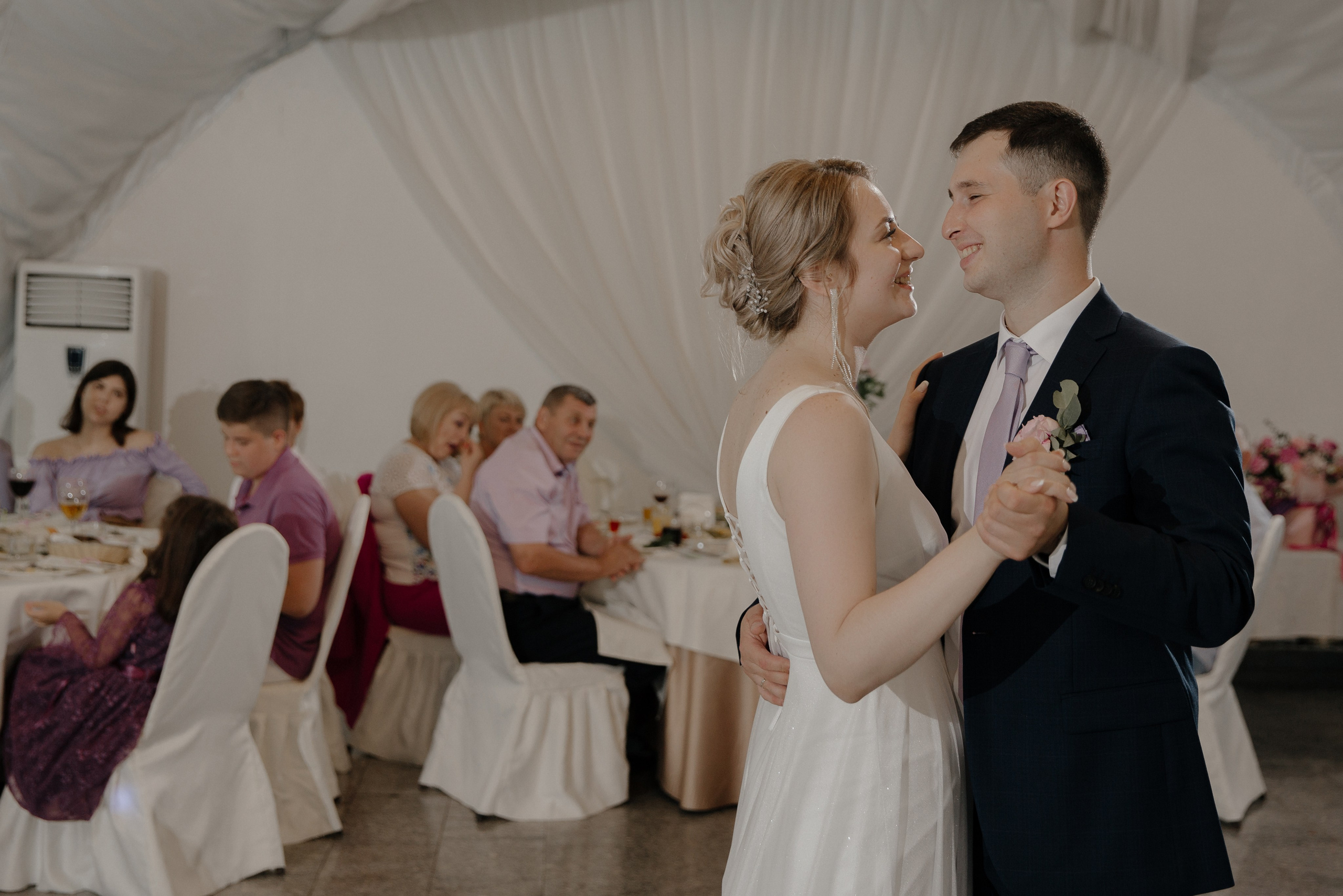 04.08.2024. RETOUCH-HOUSE