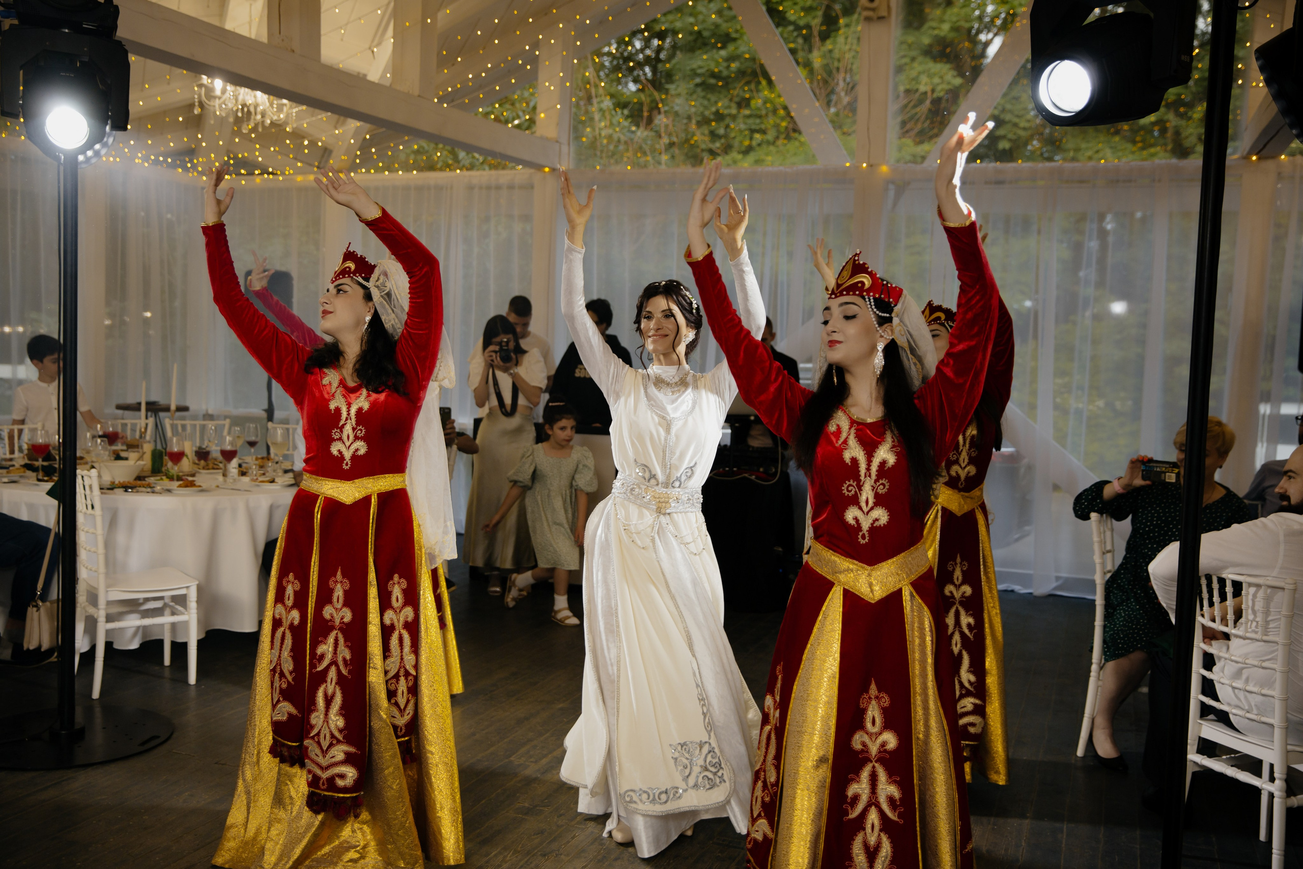 16.06.2024. RETOUCH-HOUSE