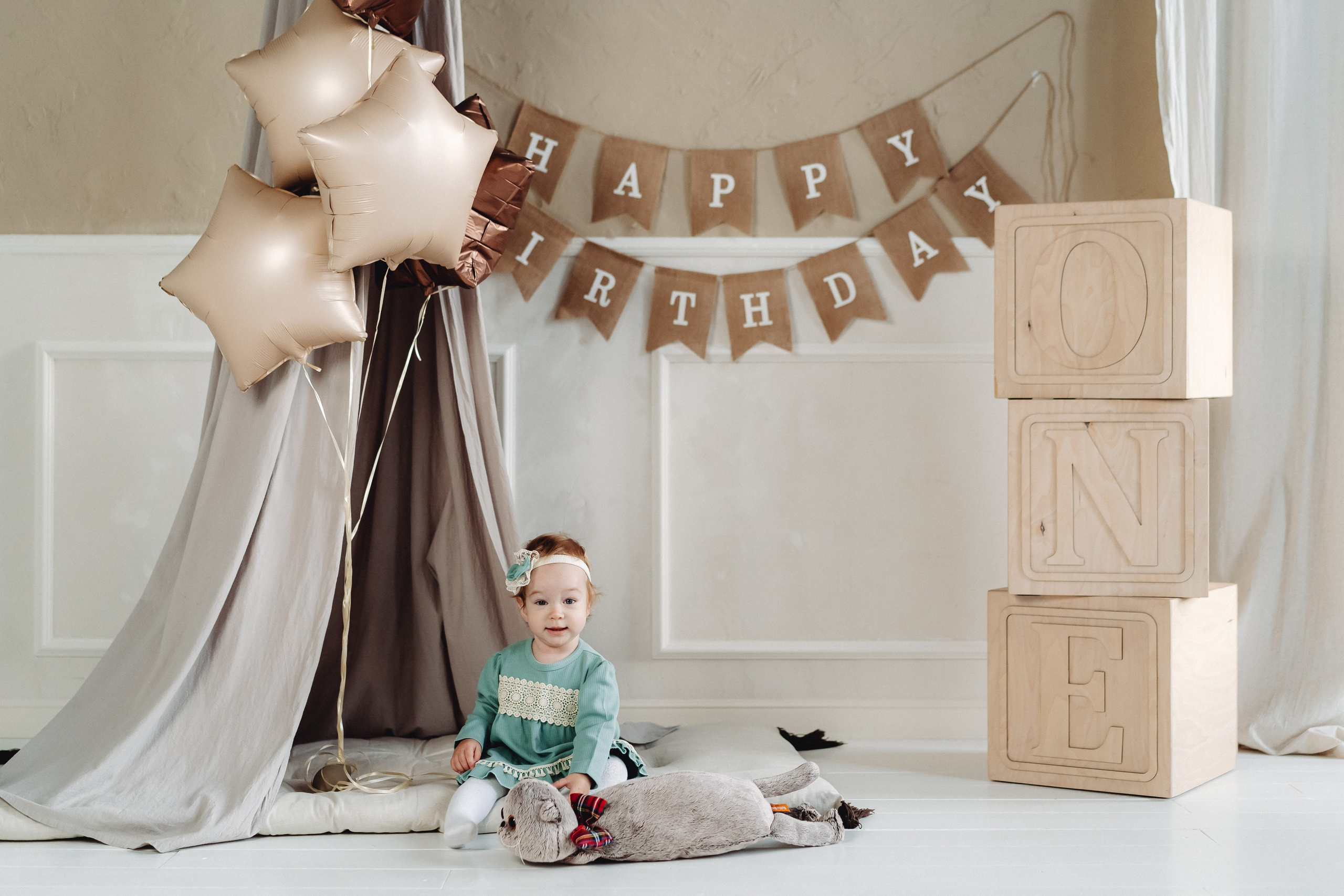 ДР в большой студии. Семейный и контент фотограф в Красноярске Власова Екатерина