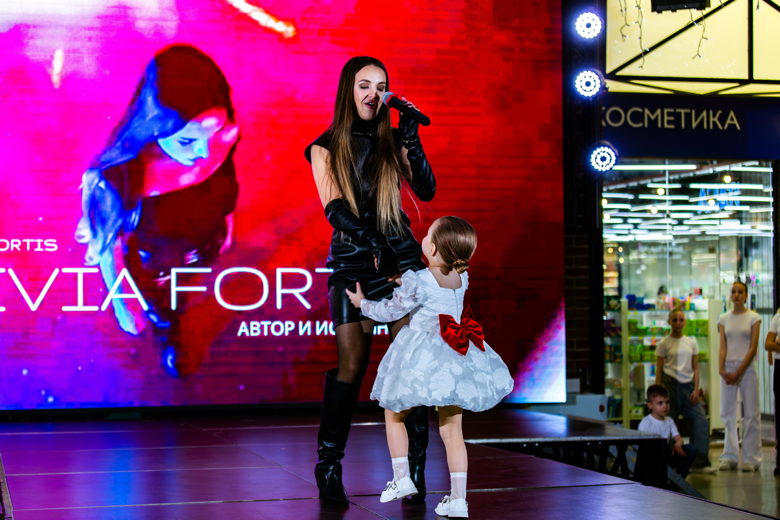 SAYMYNAME FASHION SHOW. Репортажный, семейный, свадебный, портретный фотограф