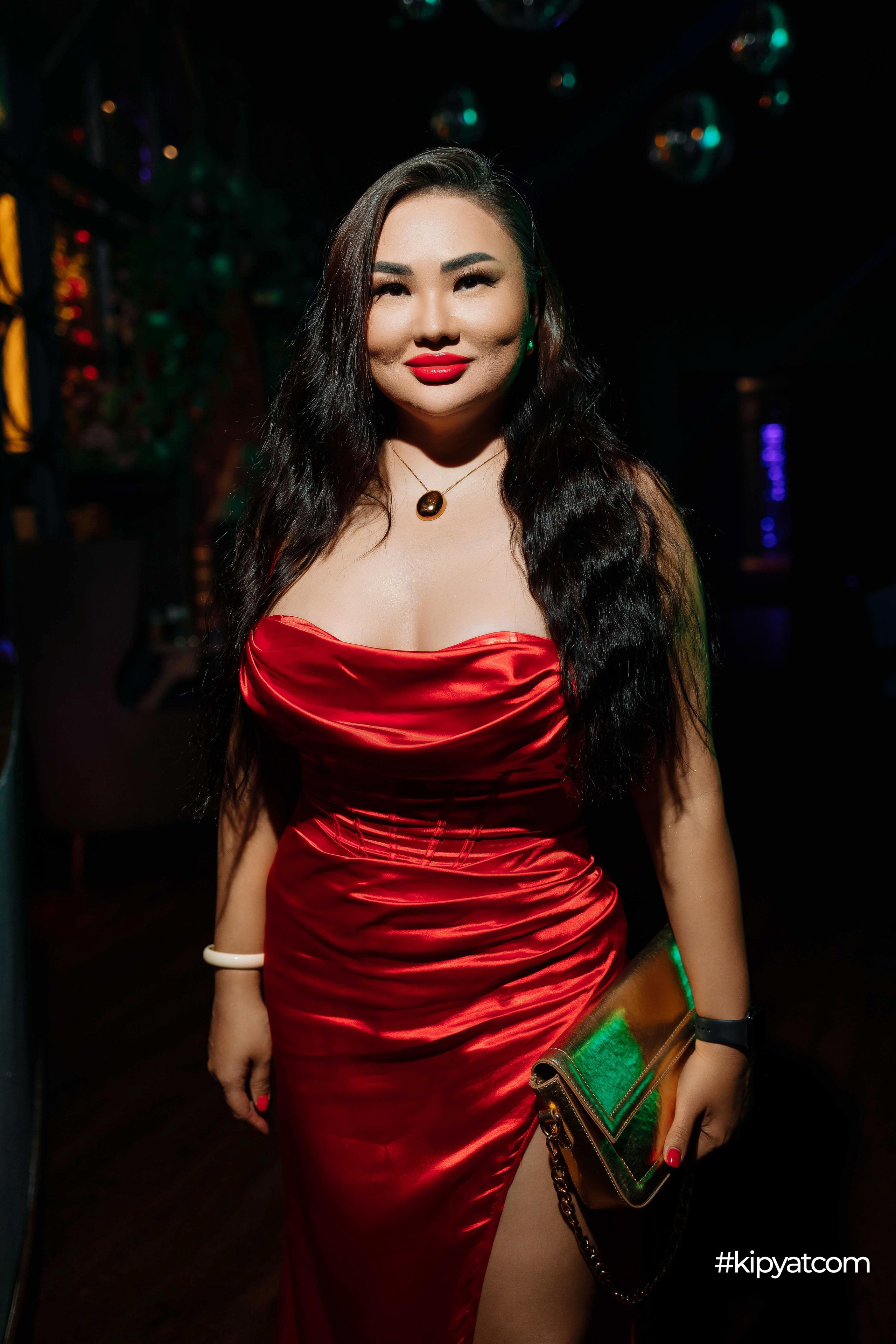 The Queen Prive. Кипятком Шымкент