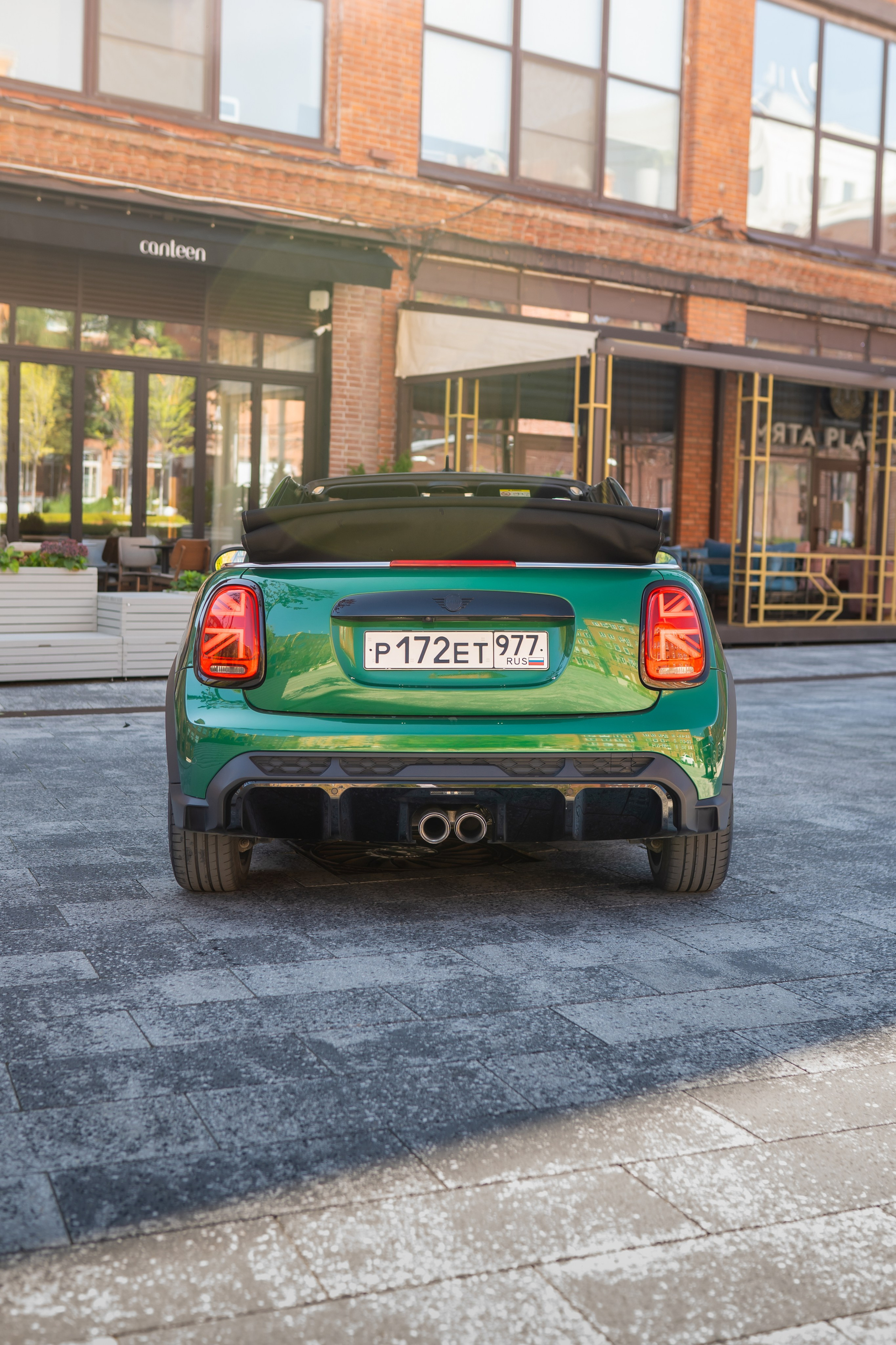 Mini Copper JCW Green. Mirllaev