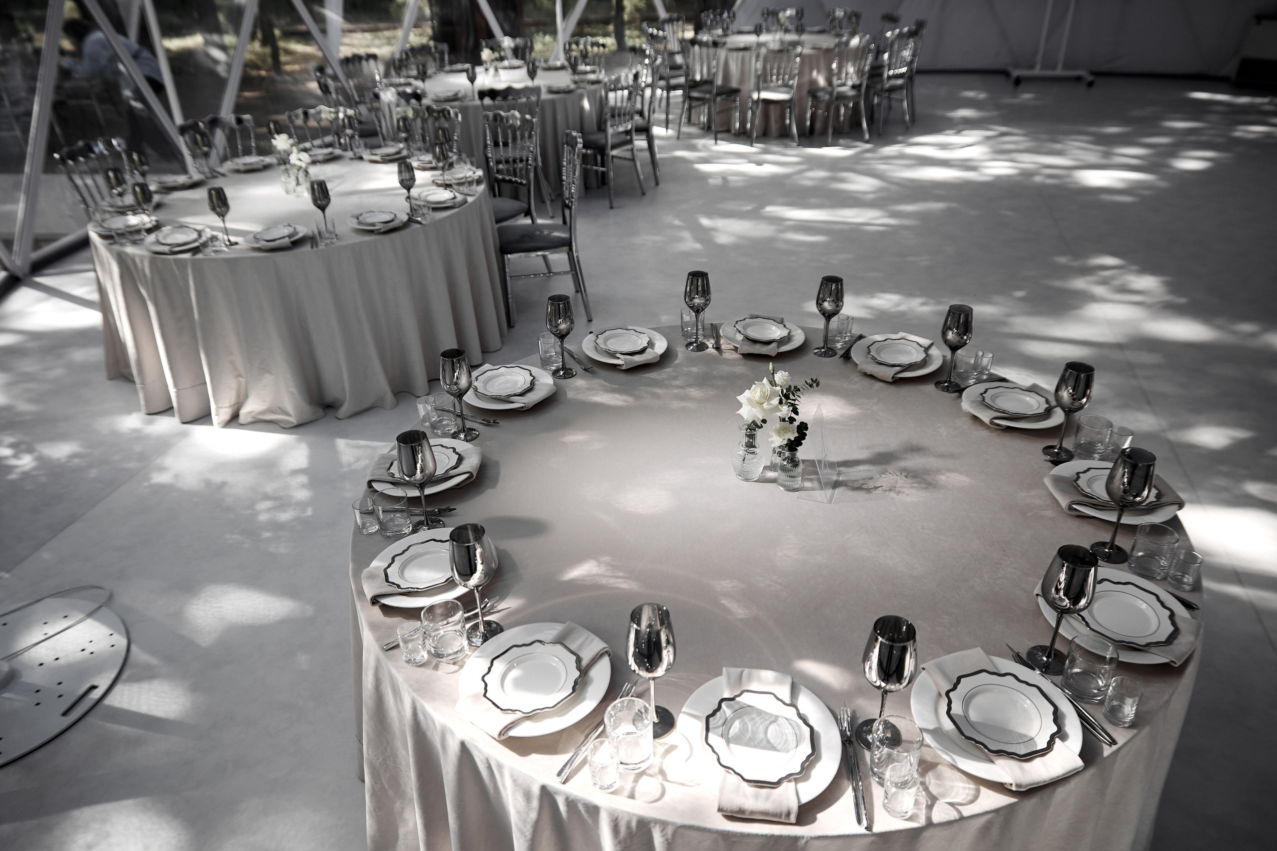 L'amour que illumine. Студия декора НикитинаДекор — оформление мероприятий в Ульяновске. Профессиональное создание эксклюзивных декораций