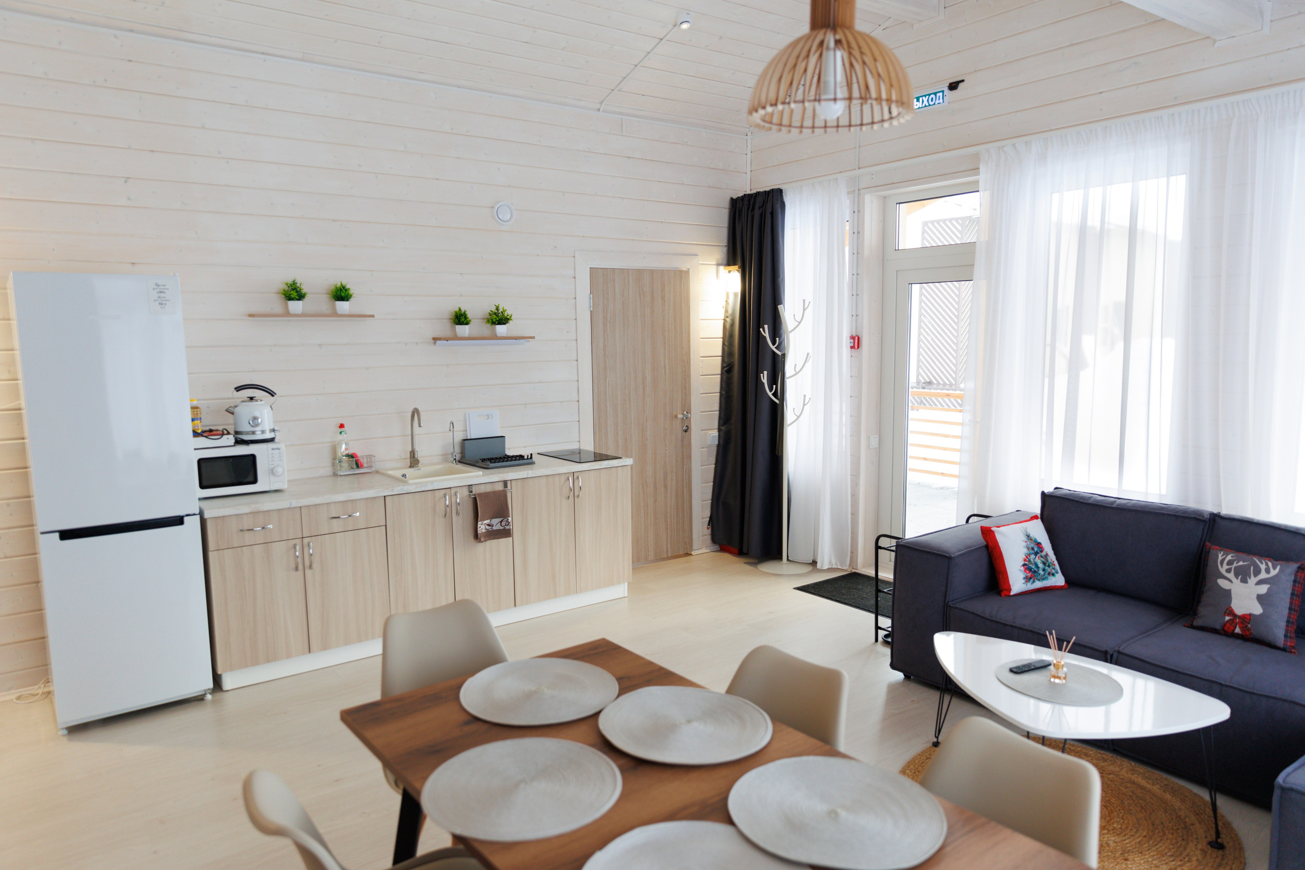 Дома в аренду. Фотосъёмка для бизнеса — предметное фото, репортаж с мероприятий, портреты людей, съёмка интерьера и экстерьера