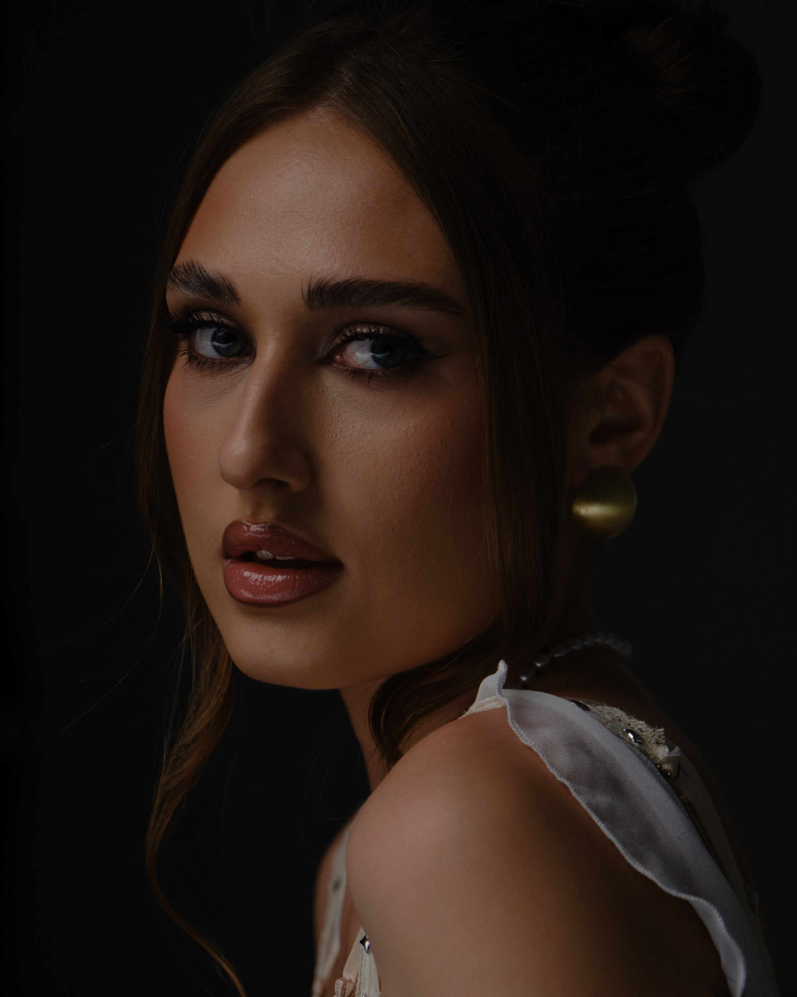 Камилла. Репортаж с возложения цветов 23.02.2023